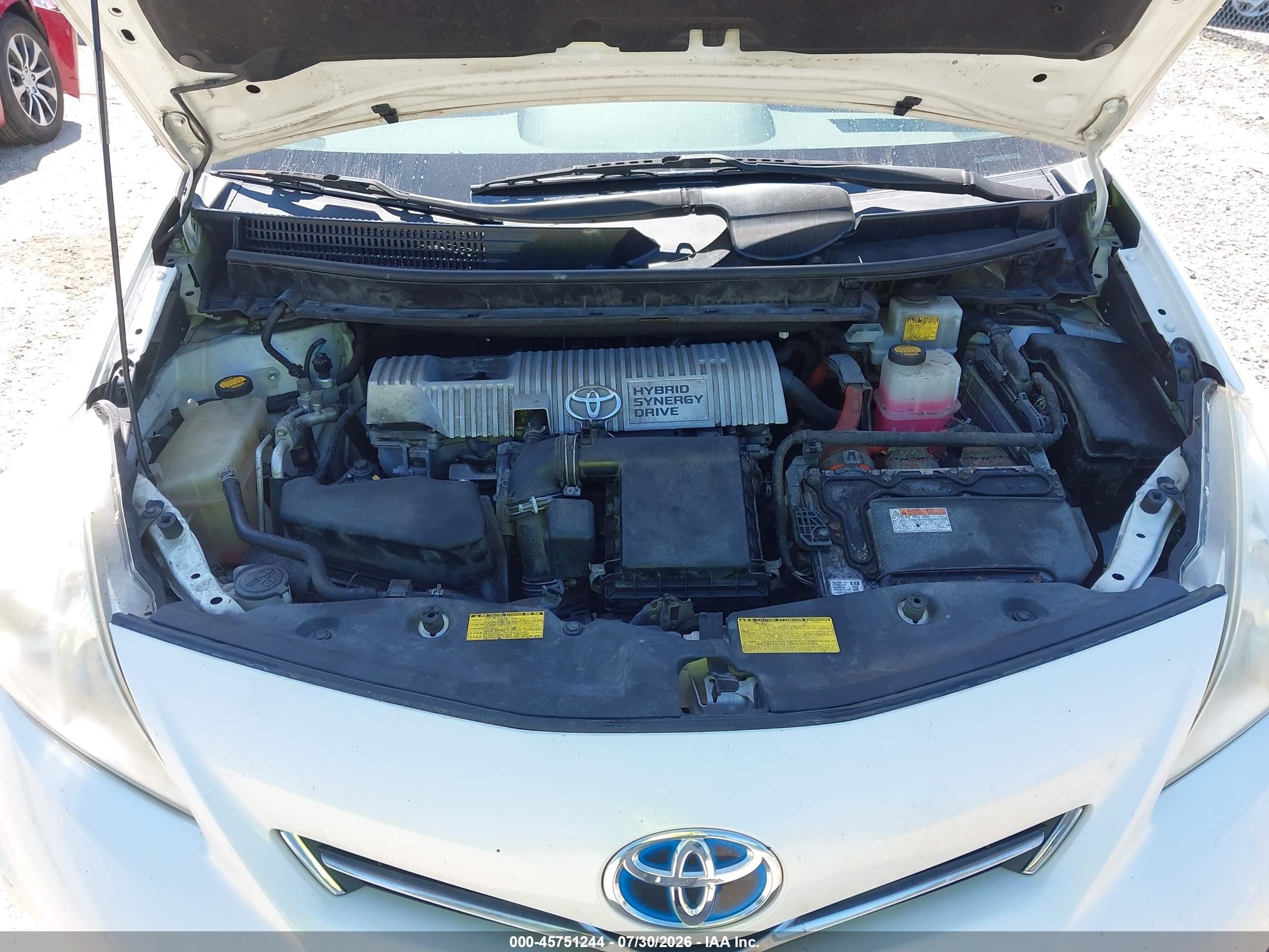 2013 Toyota Prius V Three White vin: JTDZN3EU0D3278293