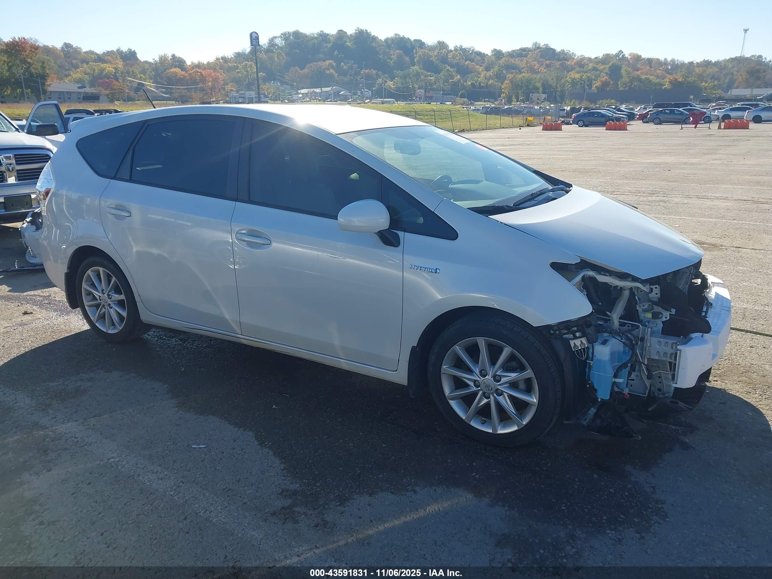 2014 Toyota Prius V Five White vin: JTDZN3EU0EJ014374