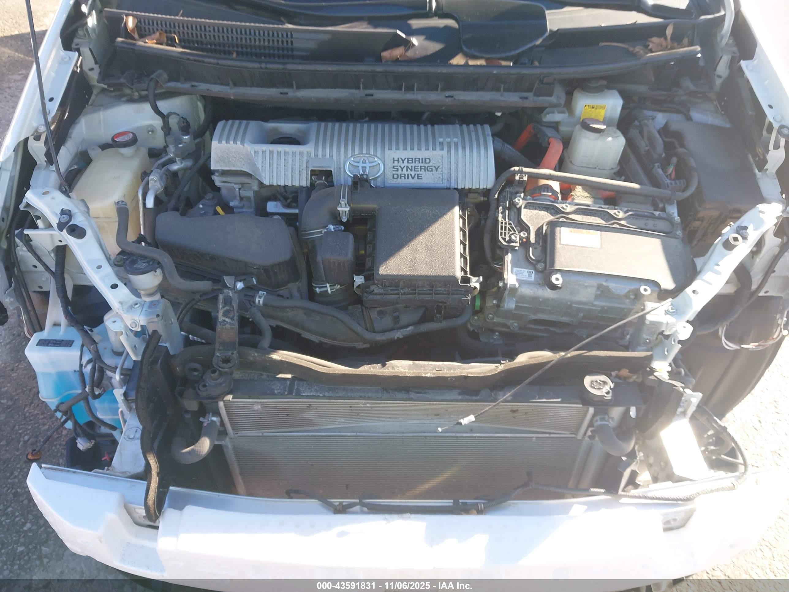 2014 Toyota Prius V Five White vin: JTDZN3EU0EJ014374