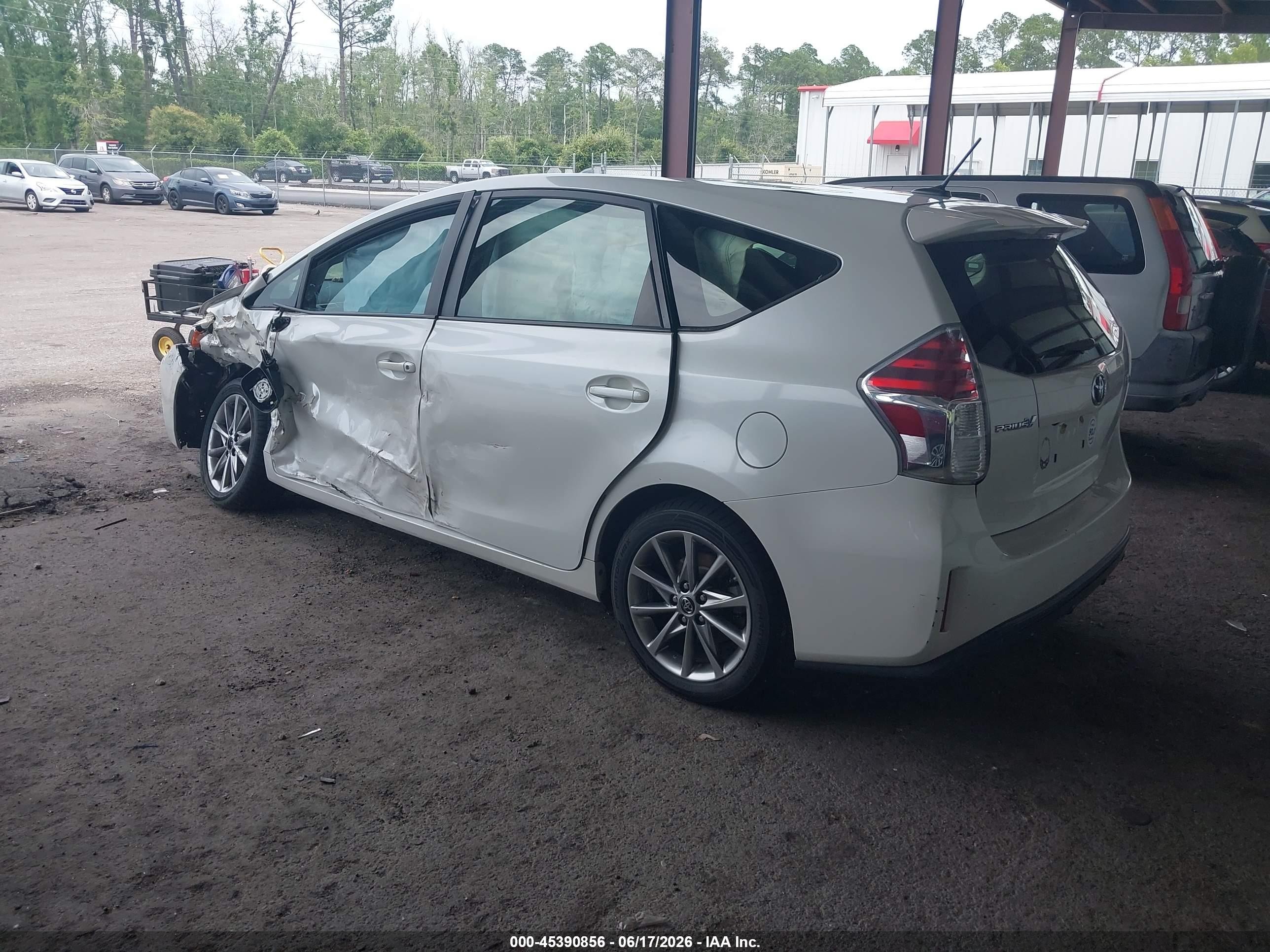 2015 Toyota Prius V Five White vin: JTDZN3EU0FJ025408