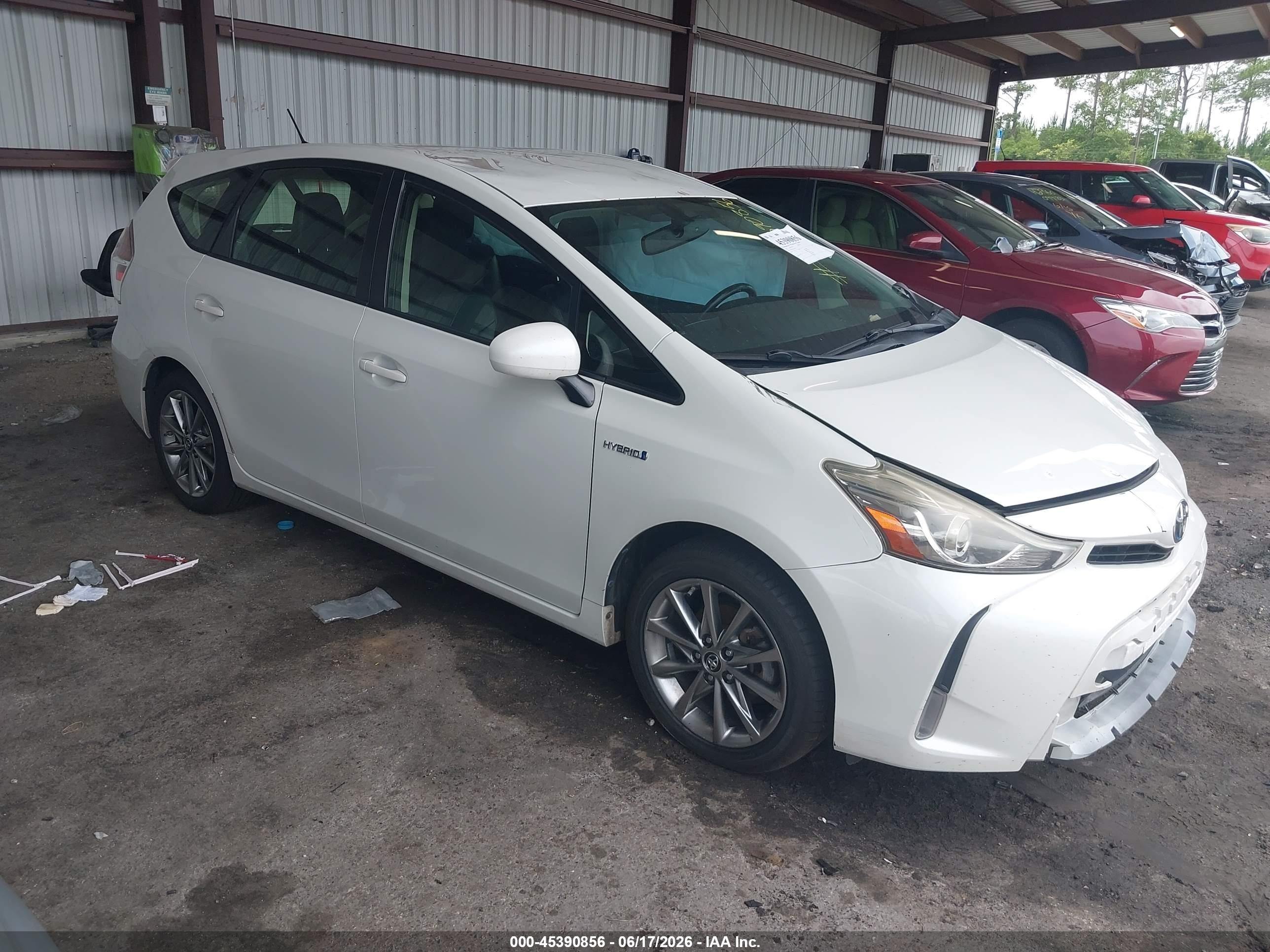 2015 Toyota Prius V Five White vin: JTDZN3EU0FJ025408