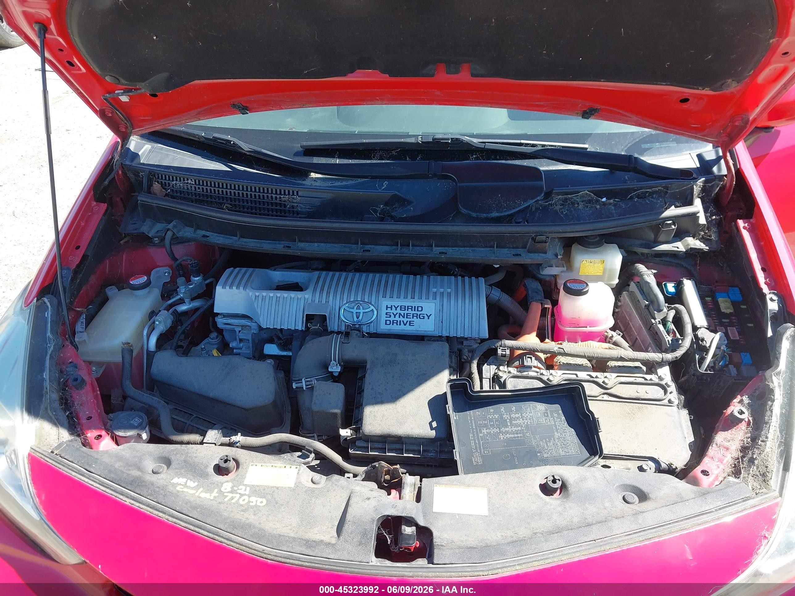 2015 Toyota Prius V Three Красный vin: JTDZN3EU0FJ030480