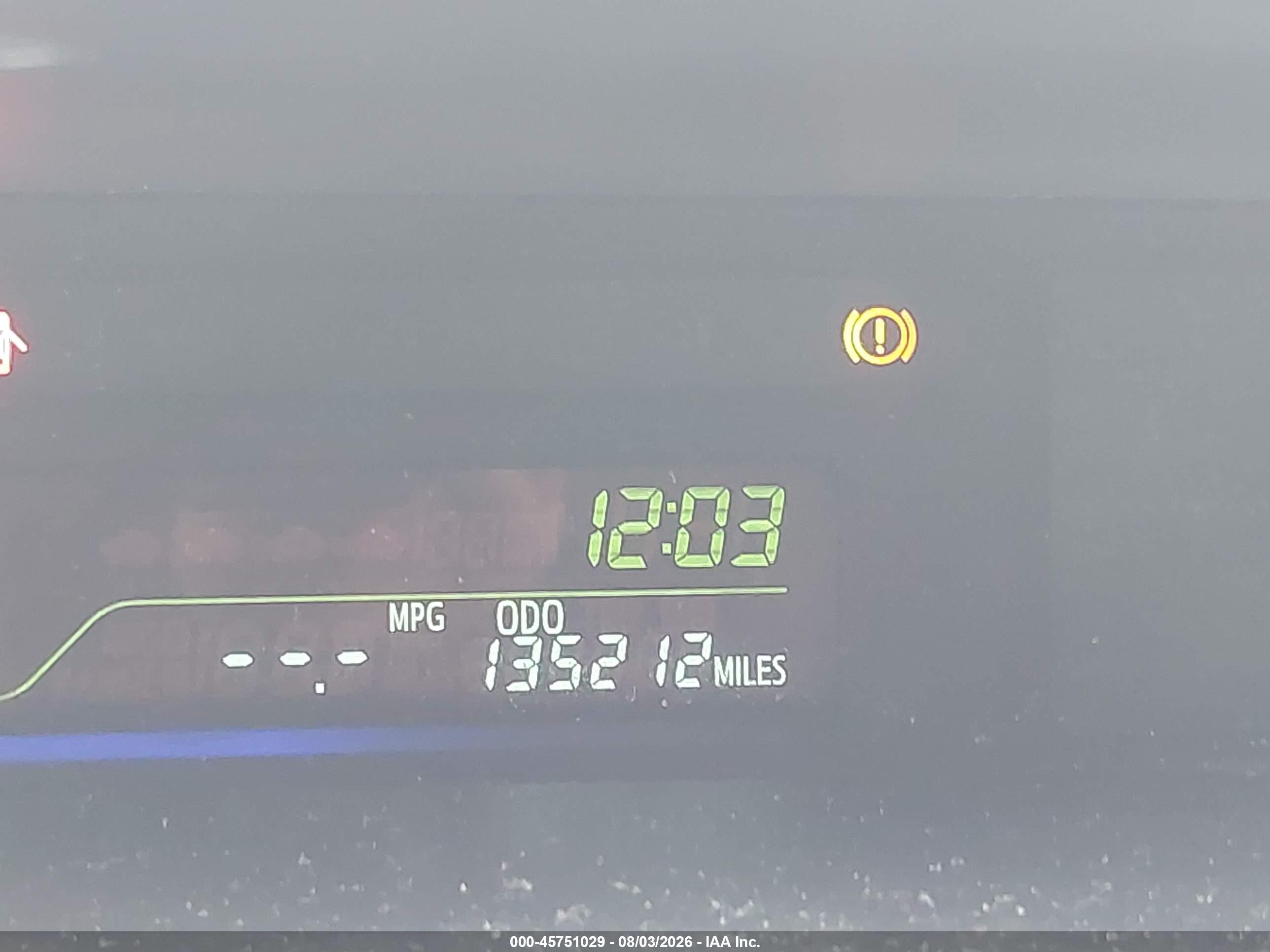 2012 Toyota Prius V Five Белый vin: JTDZN3EU1C3036594