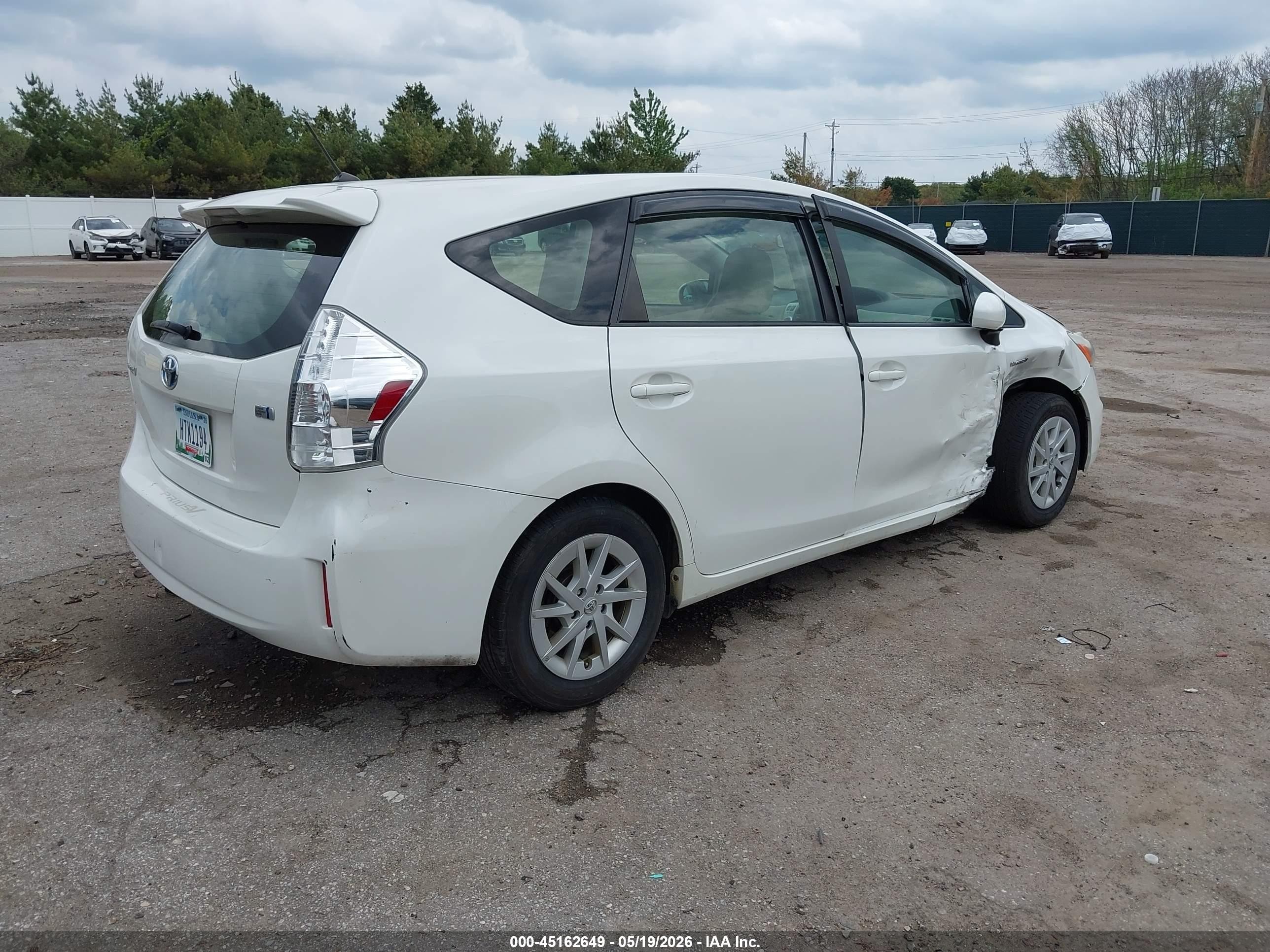 2012 Toyota Prius V Two White vin: JTDZN3EU1C3037082