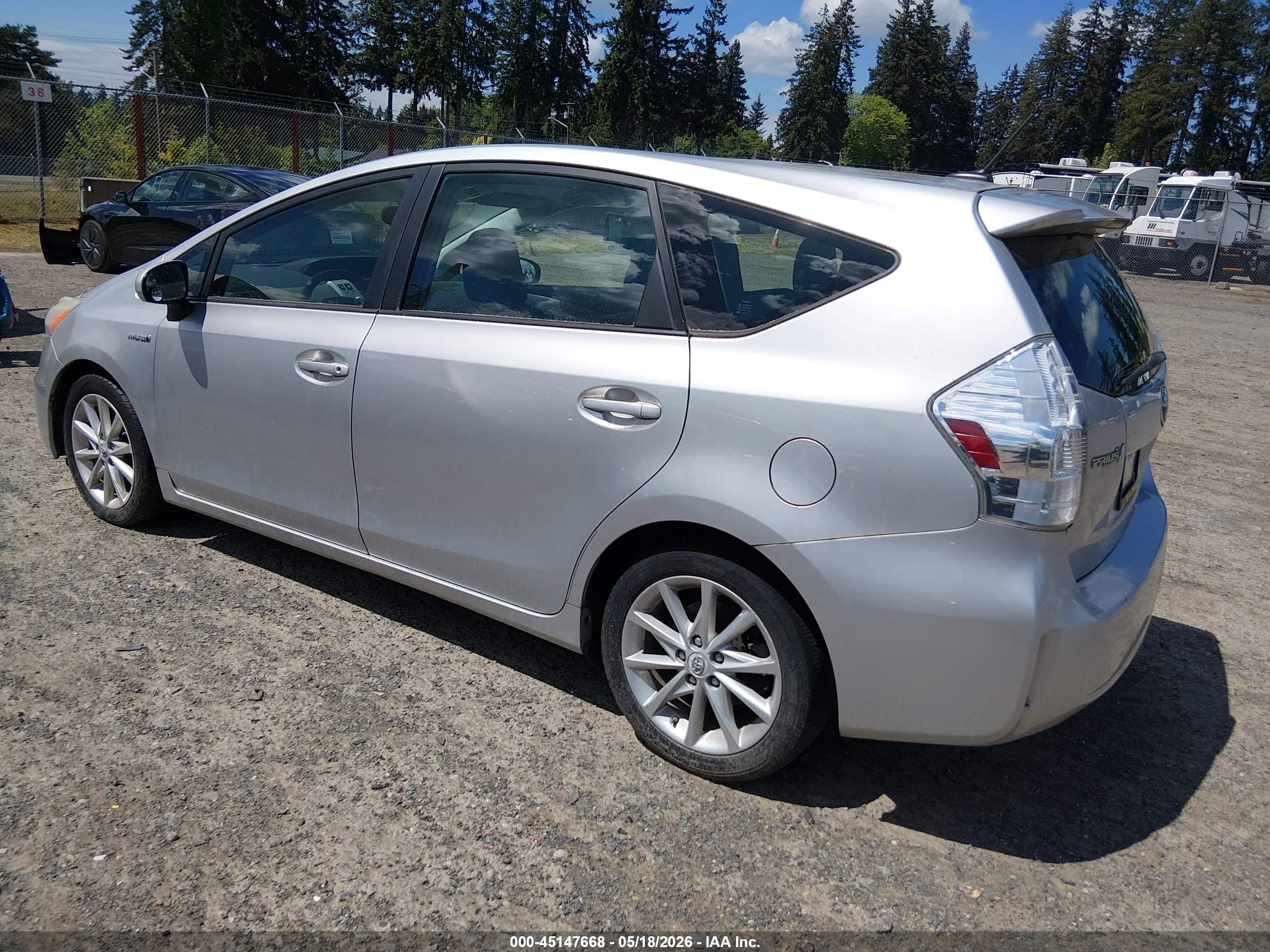 2012 Toyota Prius V   White vin: JTDZN3EU1C3041083