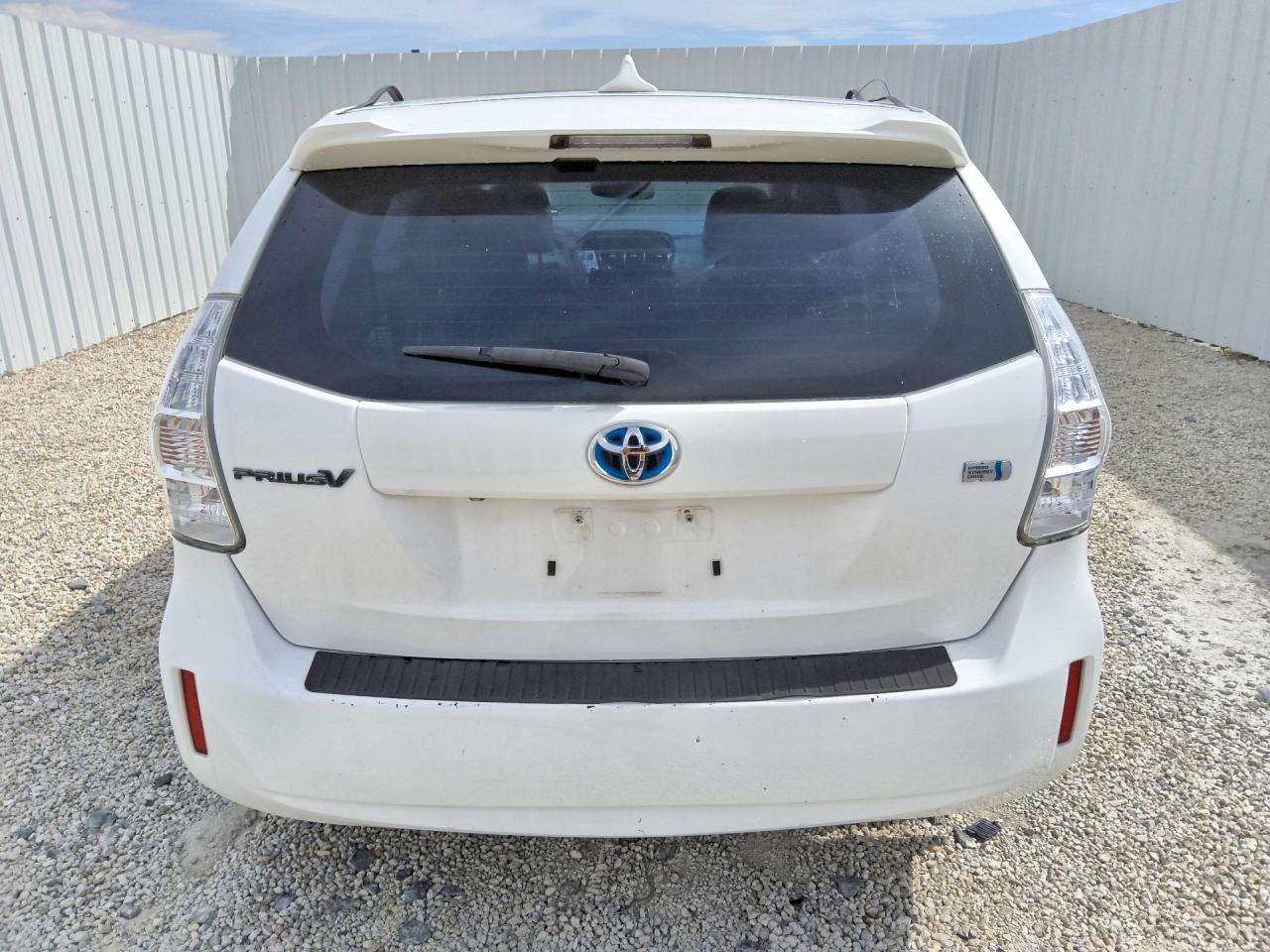 2012 Toyota Prius V Five White vin: JTDZN3EU1C3041472