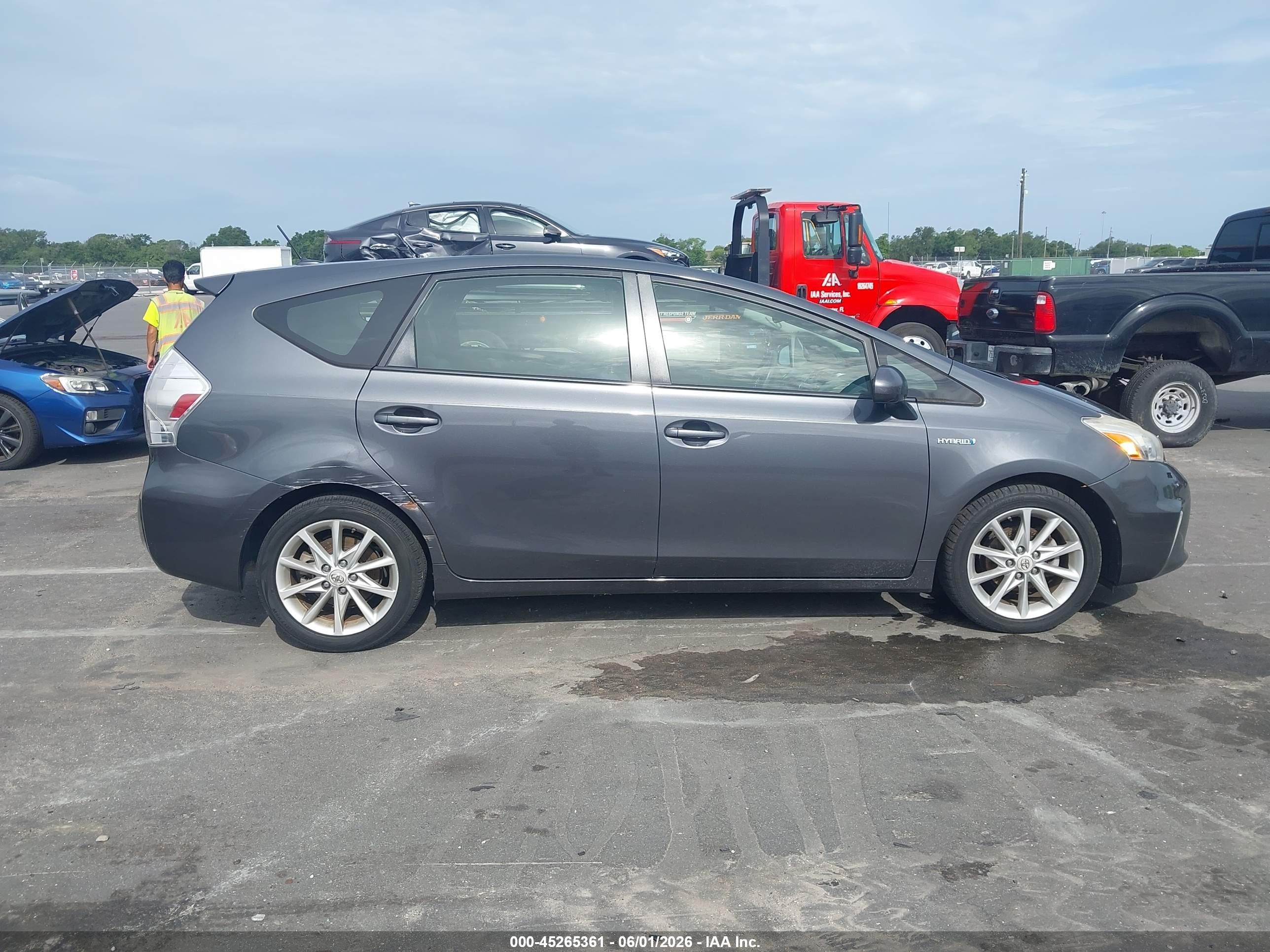 2012 Toyota Prius V Five Gray vin: JTDZN3EU1C3045649