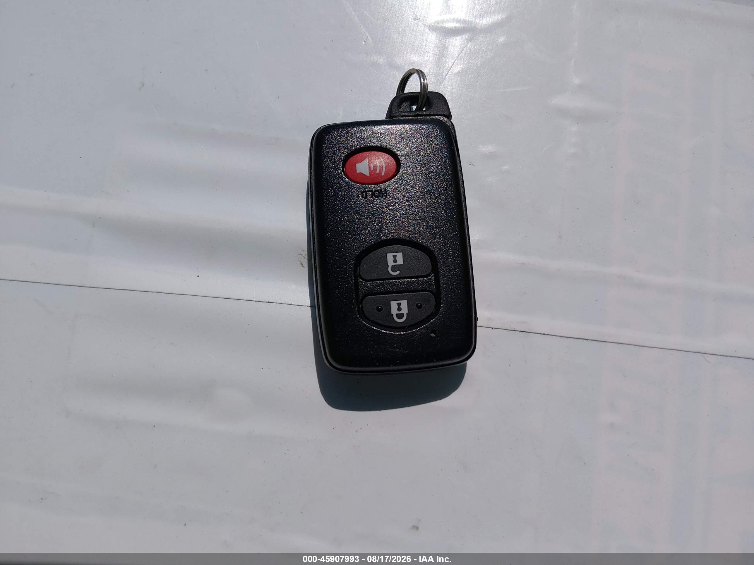2012 Toyota Prius V Three Blue vin: JTDZN3EU1C3105185