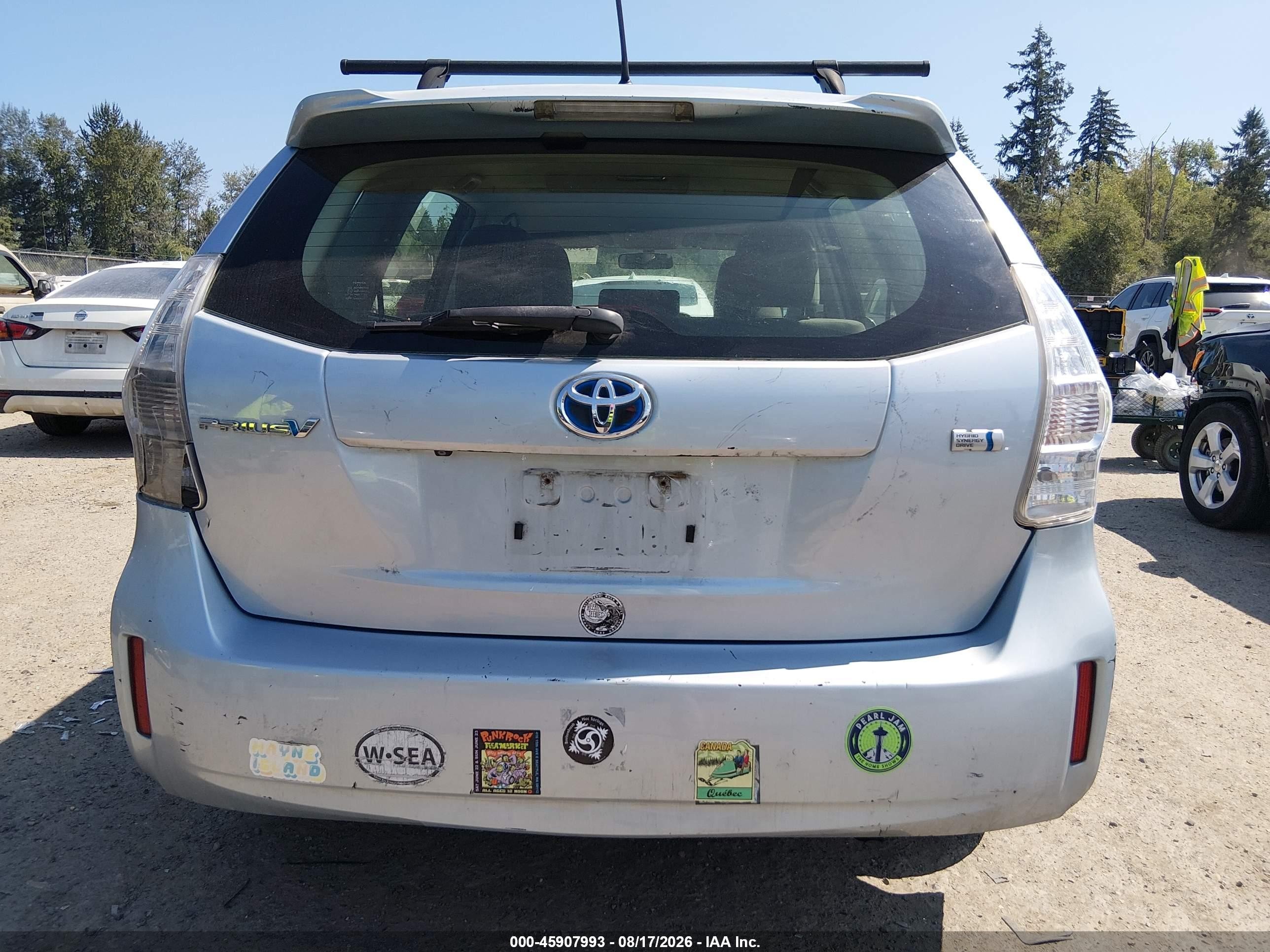 2012 Toyota Prius V Three Blue vin: JTDZN3EU1C3105185