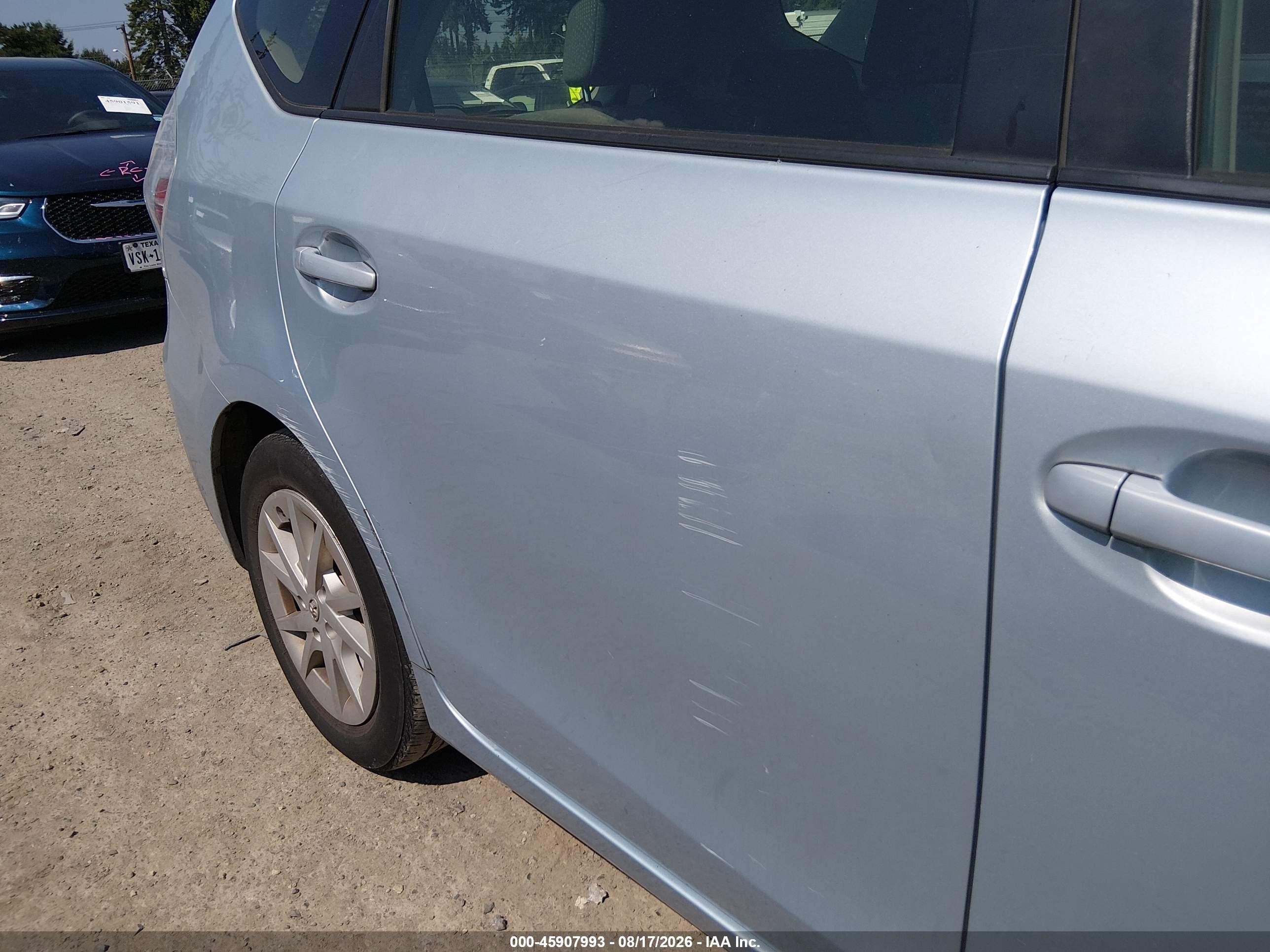 2012 Toyota Prius V Three Blue vin: JTDZN3EU1C3105185