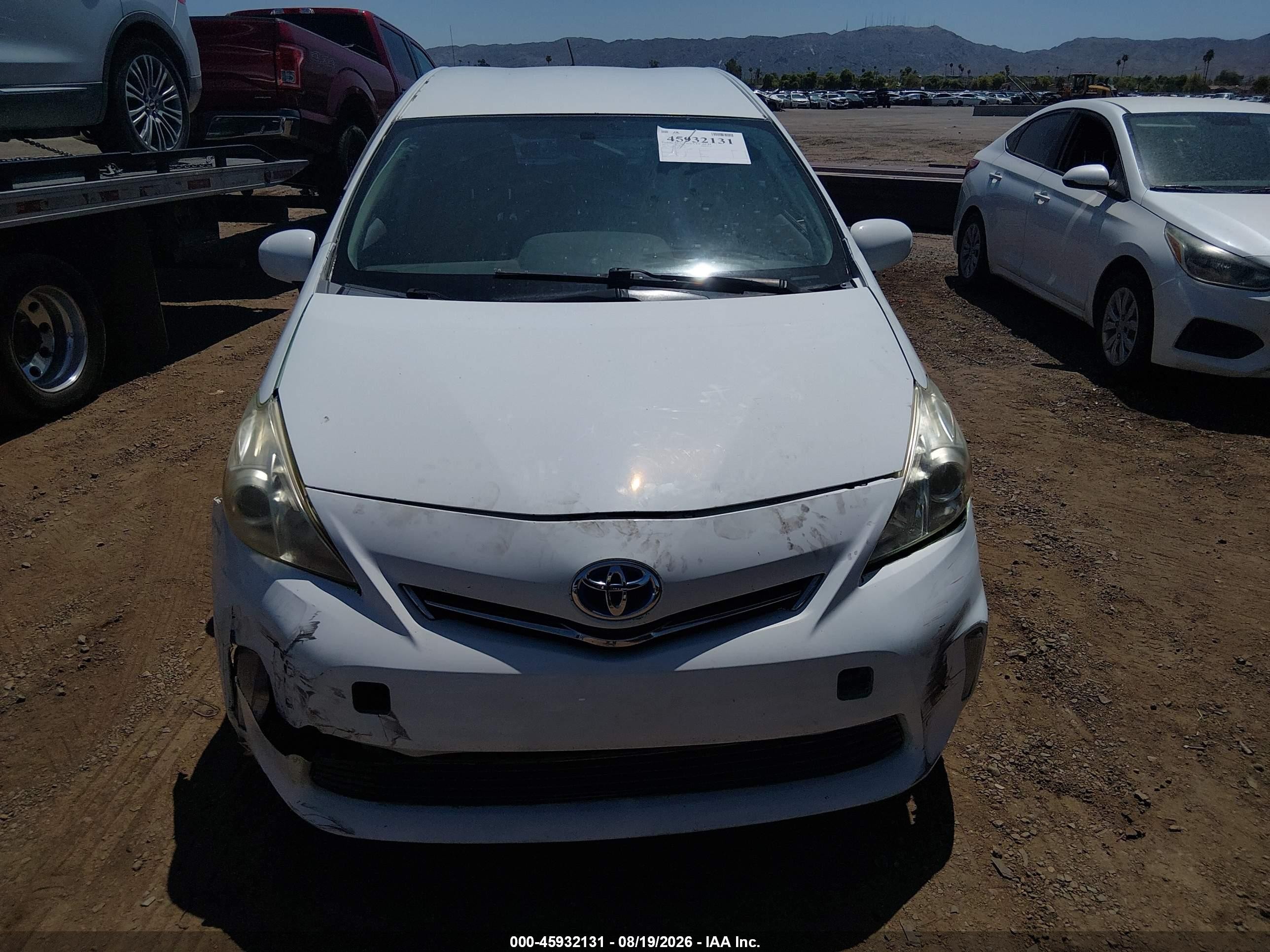 2012 Toyota Prius V Three White vin: JTDZN3EU1C3157500