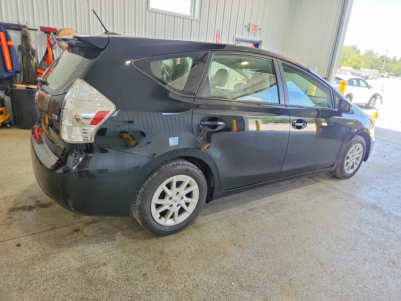 2013 Toyota Prius V Three Black vin: JTDZN3EU1D3203005