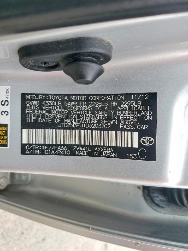 2013 Toyota Prius V Three Silver vin: JTDZN3EU1D3203702
