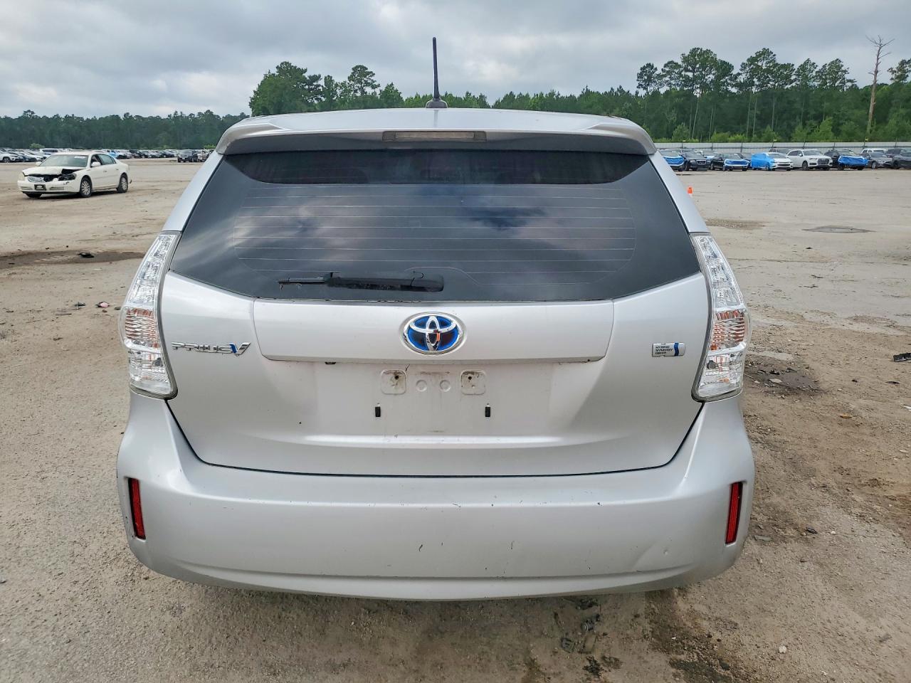 2013 Toyota Prius V Three Silver vin: JTDZN3EU1D3203702