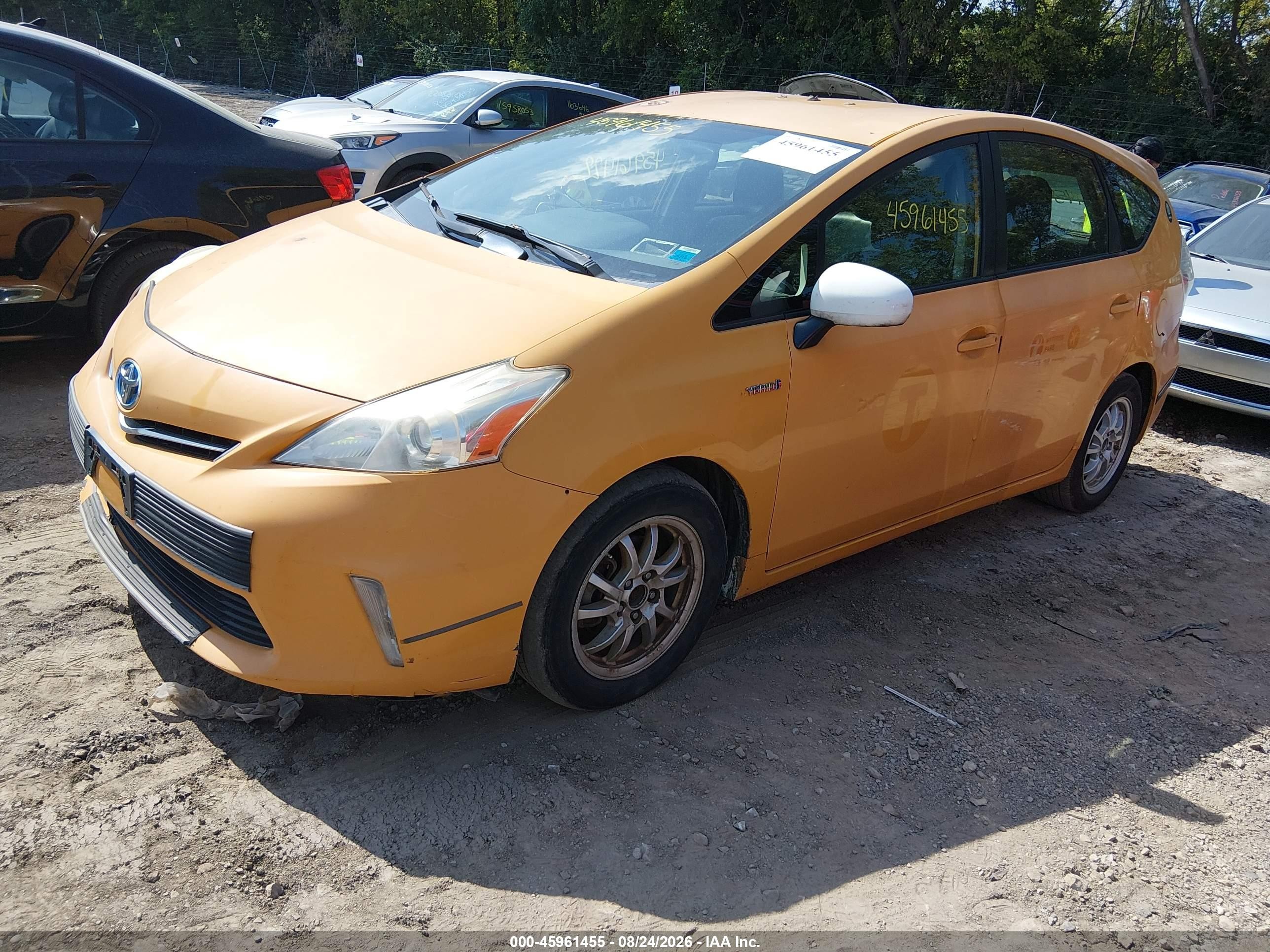 2014 Toyota Prius V Two Orange vin: JTDZN3EU1E3304210