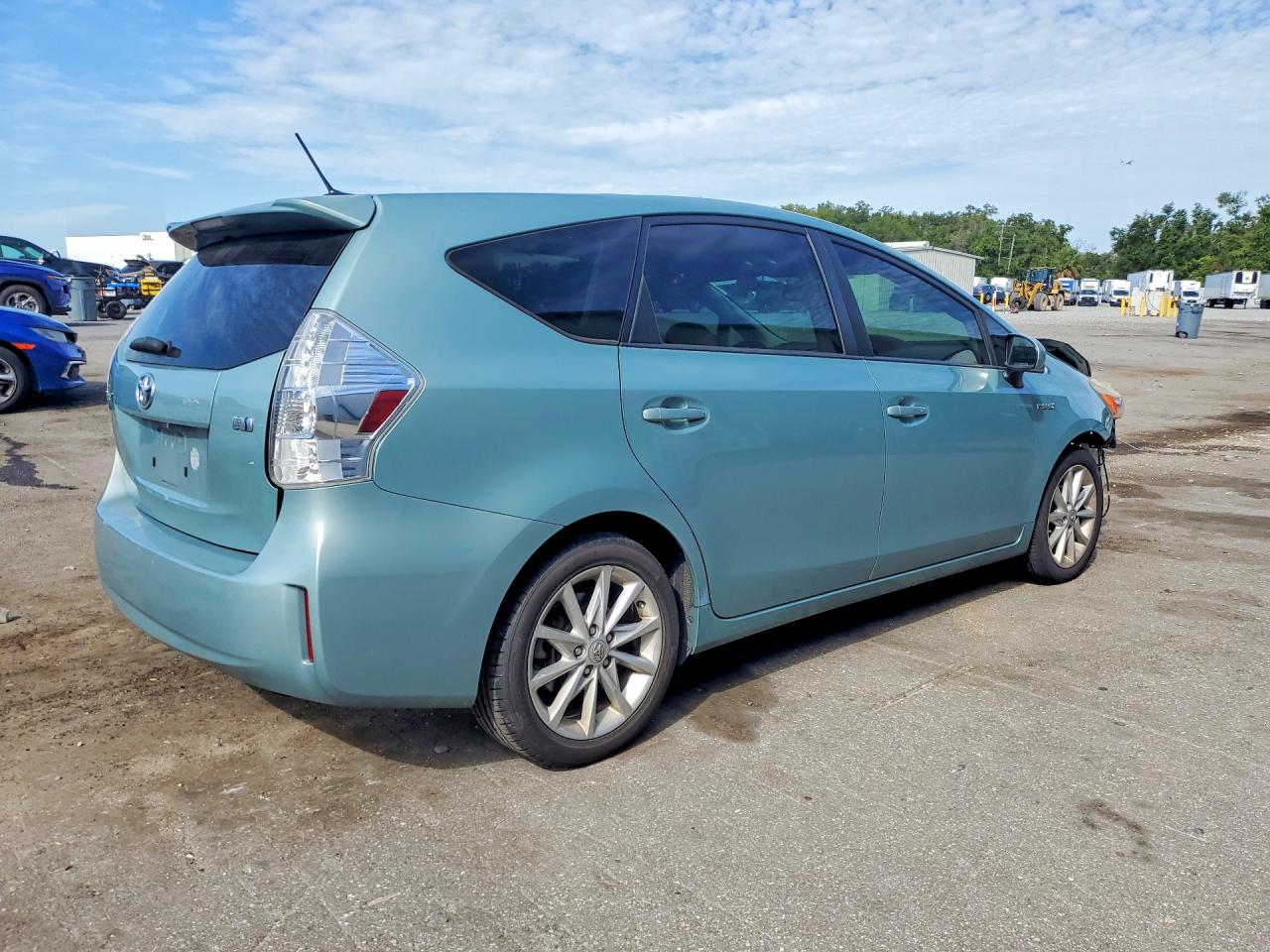 2014 Toyota Prius V Five Turquoise vin: JTDZN3EU1E3304658