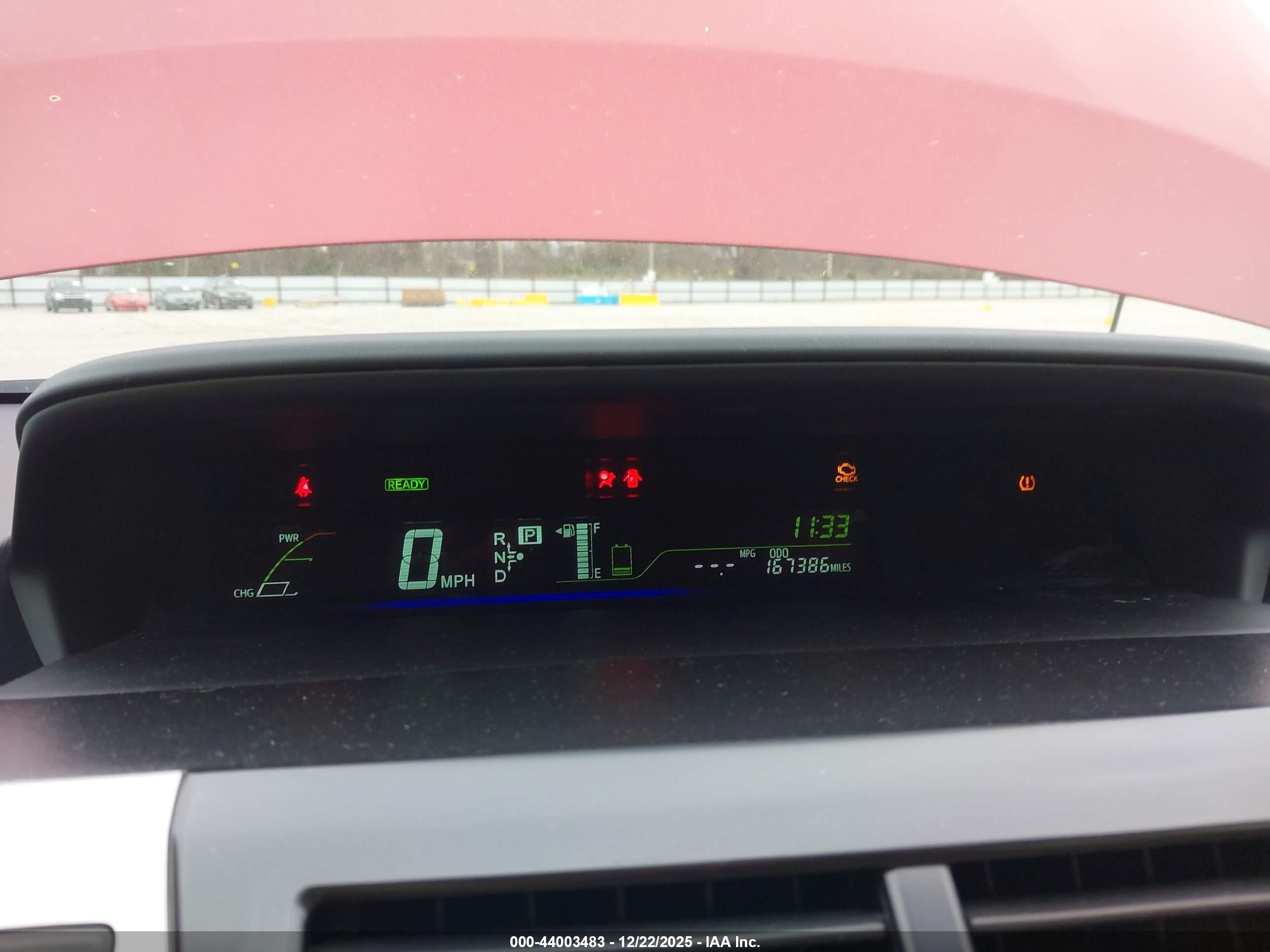 2014 Toyota Prius V Two Red vin: JTDZN3EU1E3307799