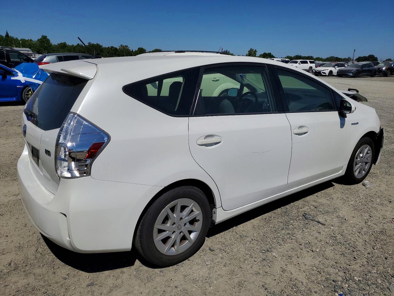 2014 Toyota Prius V Two White vin: JTDZN3EU1EJ015579