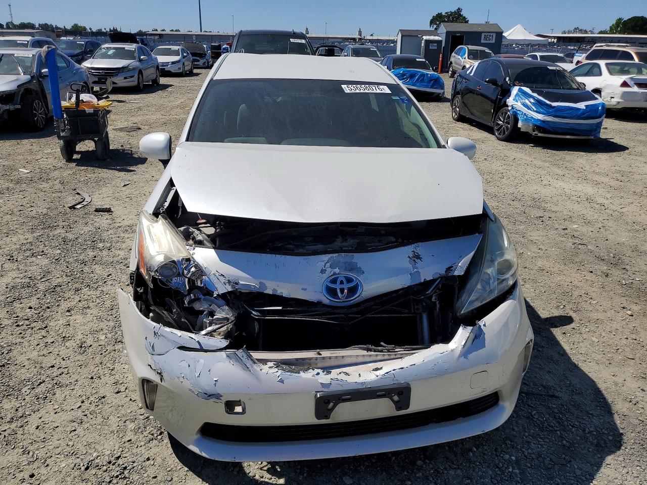 2014 Toyota Prius V Two White vin: JTDZN3EU1EJ015579