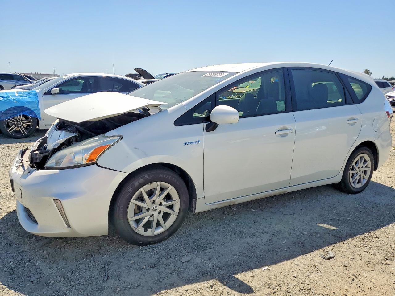 2014 Toyota Prius V Two White vin: JTDZN3EU1EJ015579
