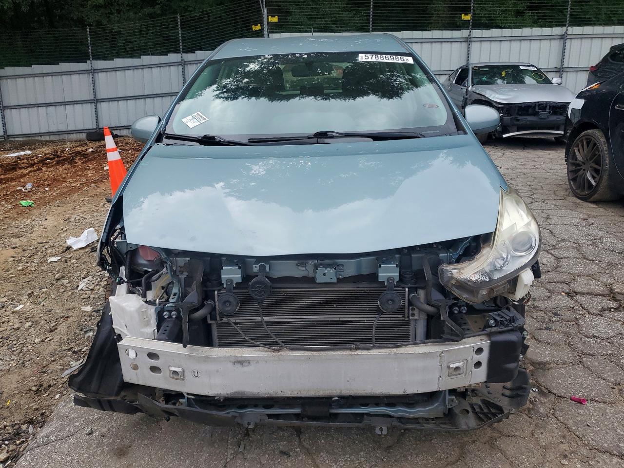 2015 Toyota Prius V Two Green vin: JTDZN3EU1FJ031332
