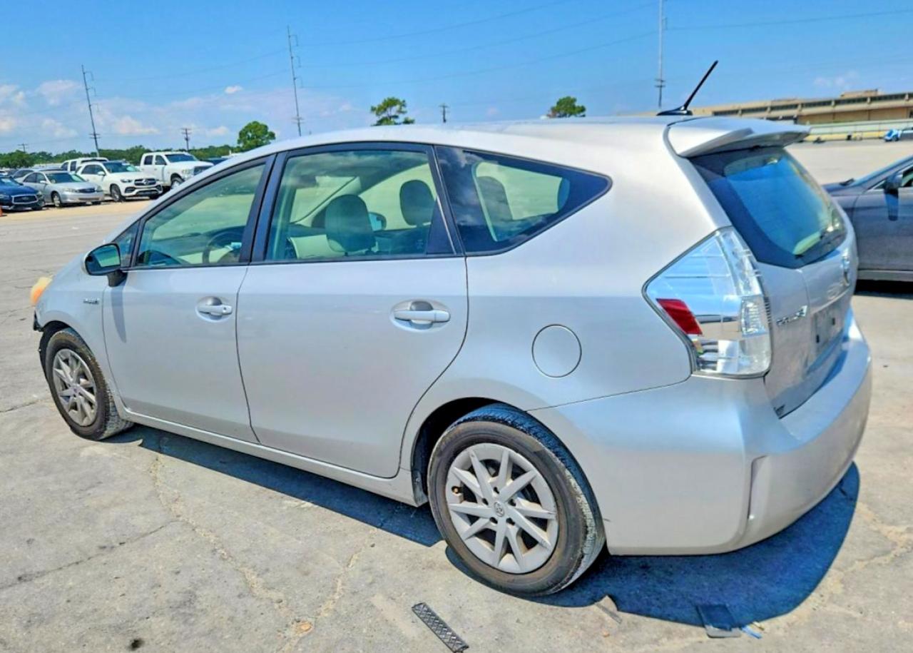 2012 Toyota Prius V Three Silver vin: JTDZN3EU2C3033557