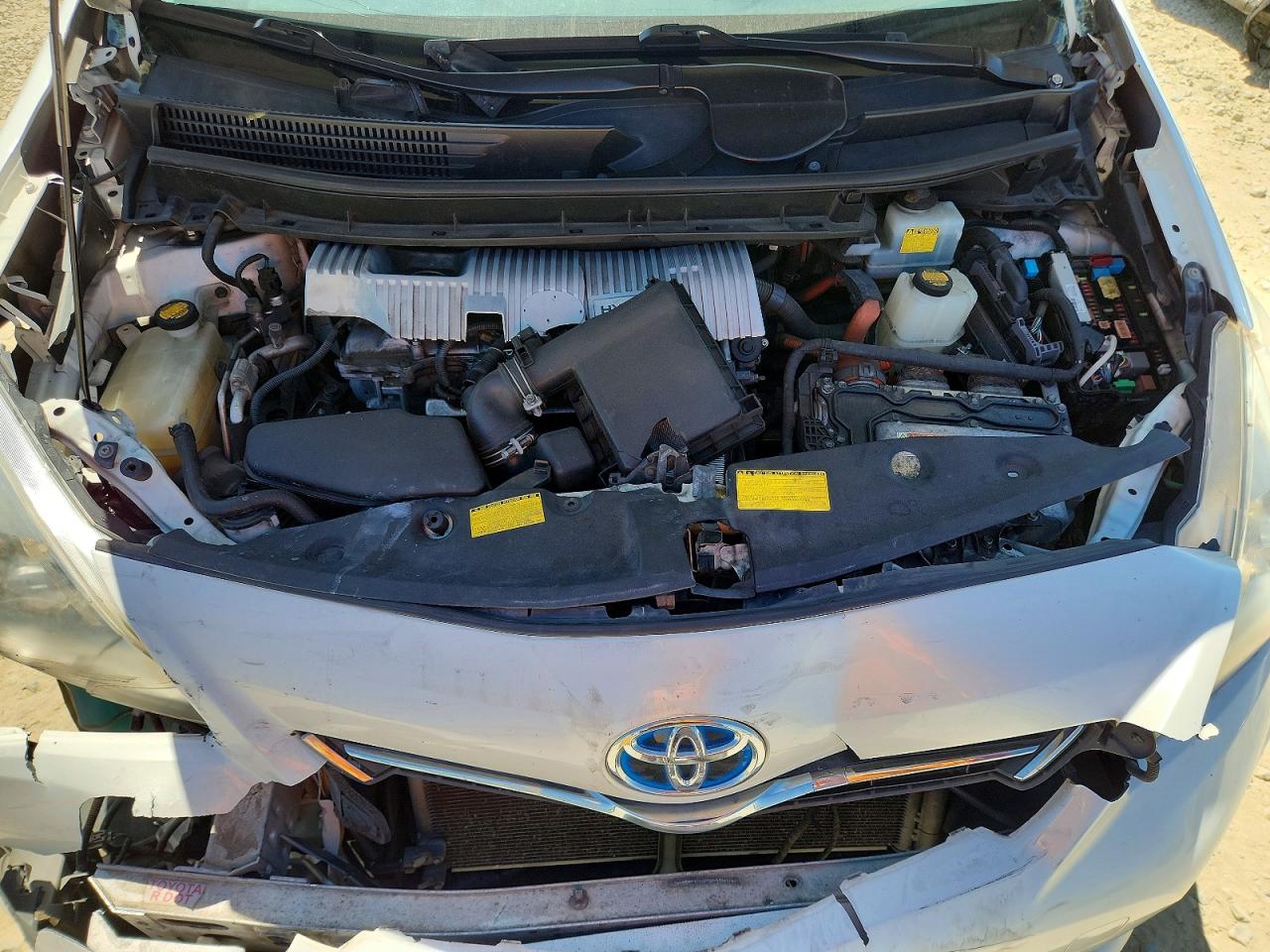2012 Toyota Prius V Two White vin: JTDZN3EU2C3041920