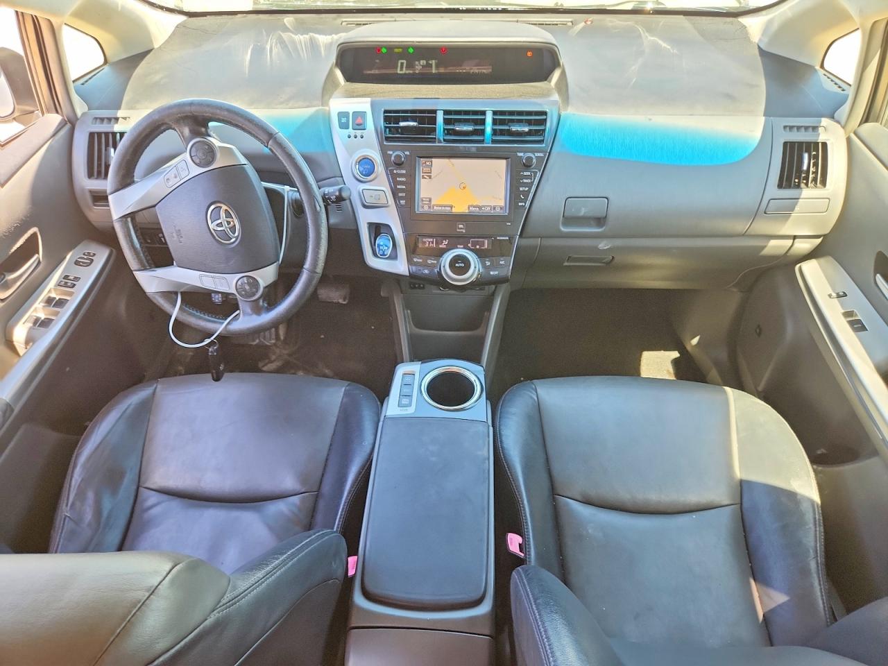 2012 Toyota Prius V Two White vin: JTDZN3EU2C3041920