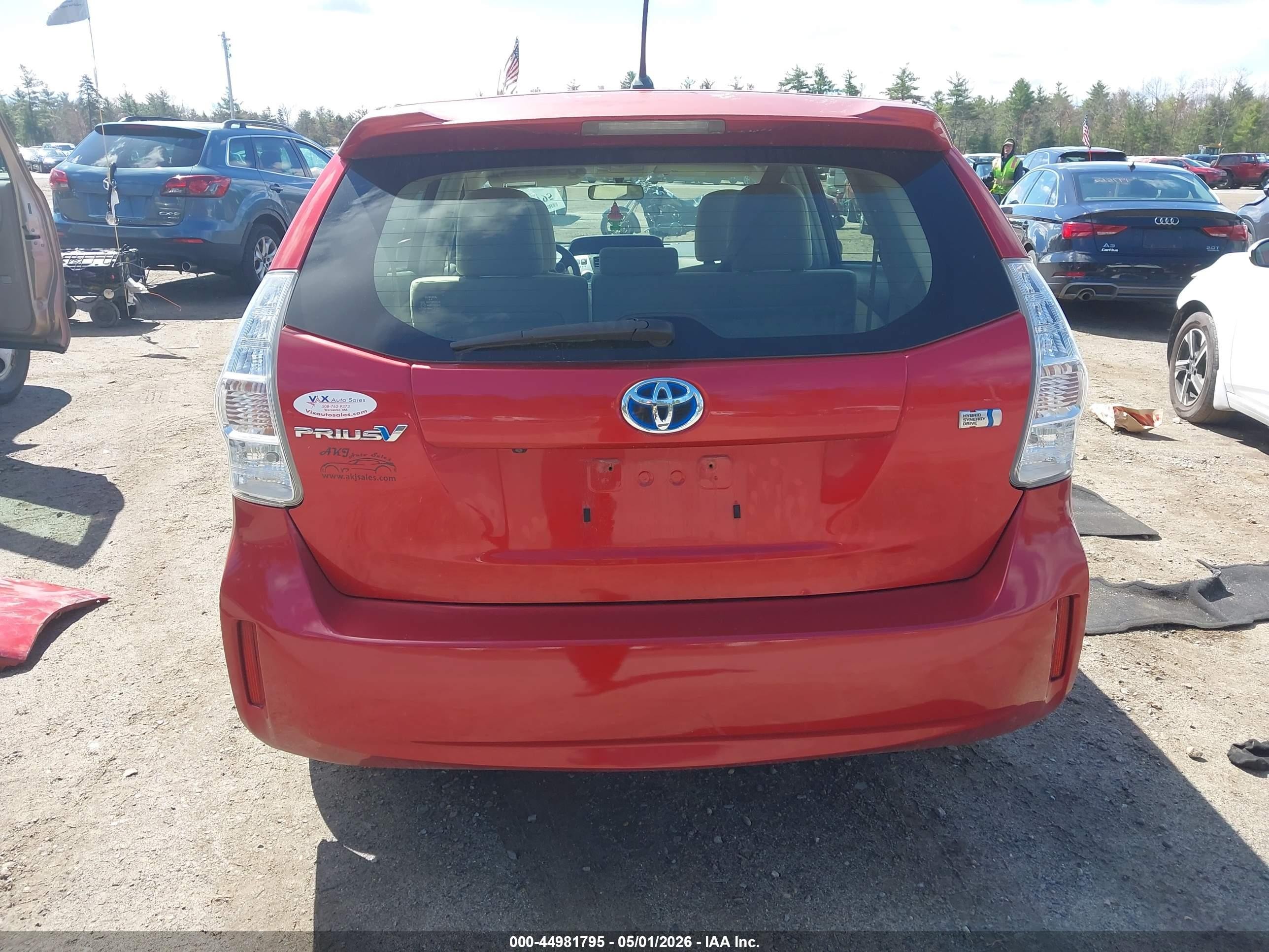 2012 Toyota Prius V Five/three/two Red vin: JTDZN3EU2C3137806