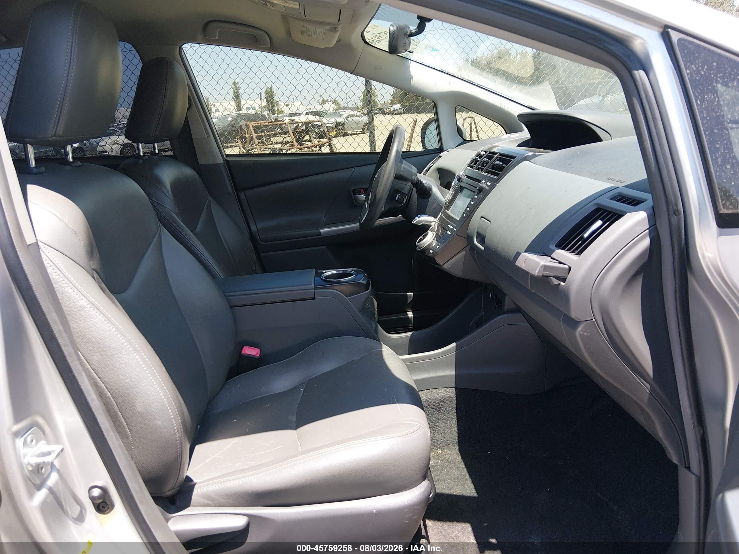 2012 Toyota Prius V Three Silver vin: JTDZN3EU2C3149003