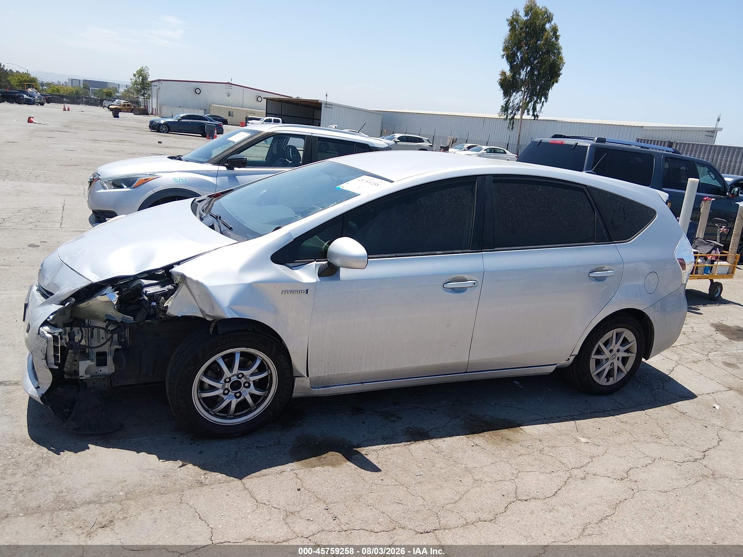 2012 Toyota Prius V Three Silver vin: JTDZN3EU2C3149003