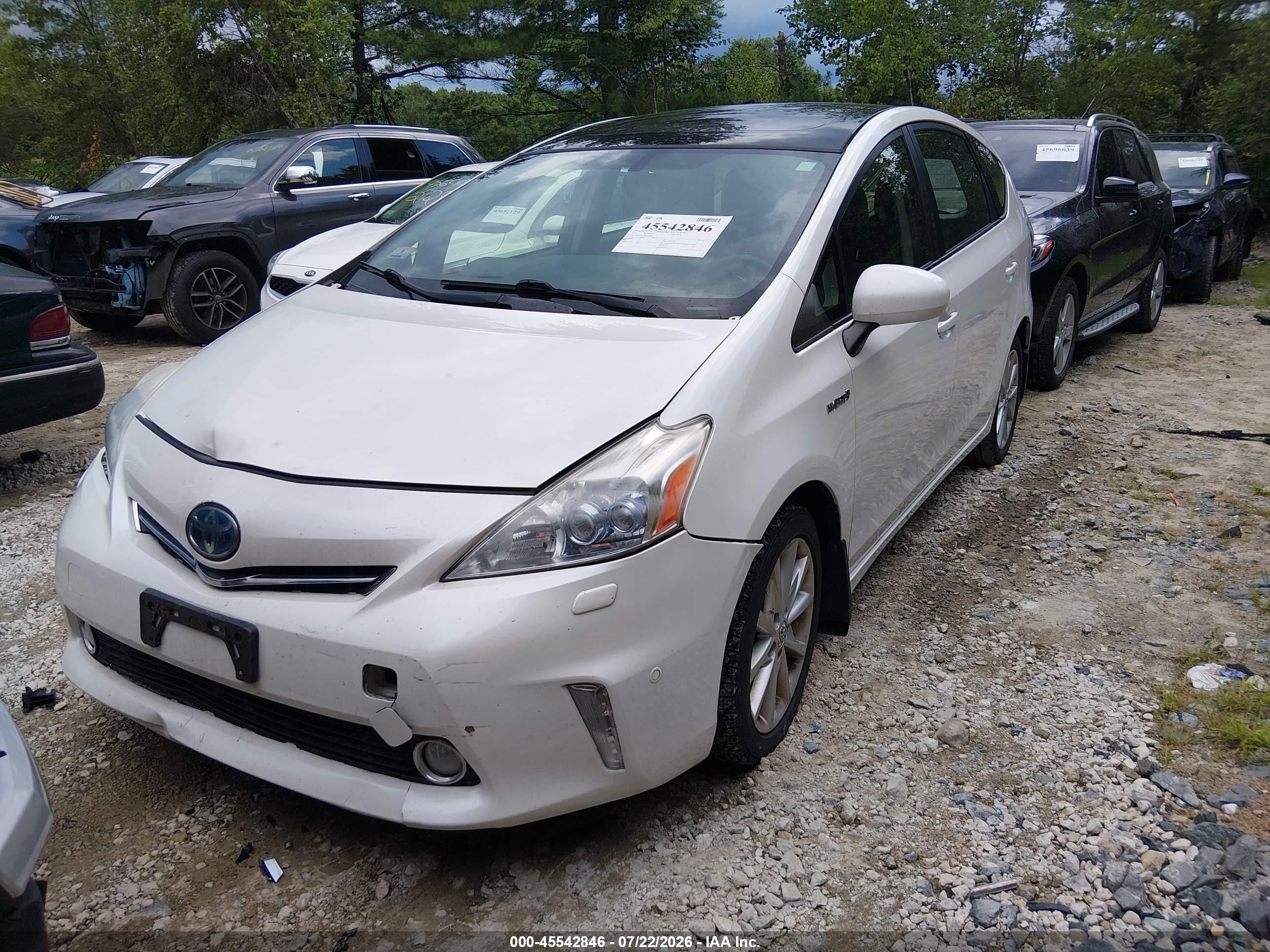 2012 Toyota Prius V Five White vin: JTDZN3EU2C3149504