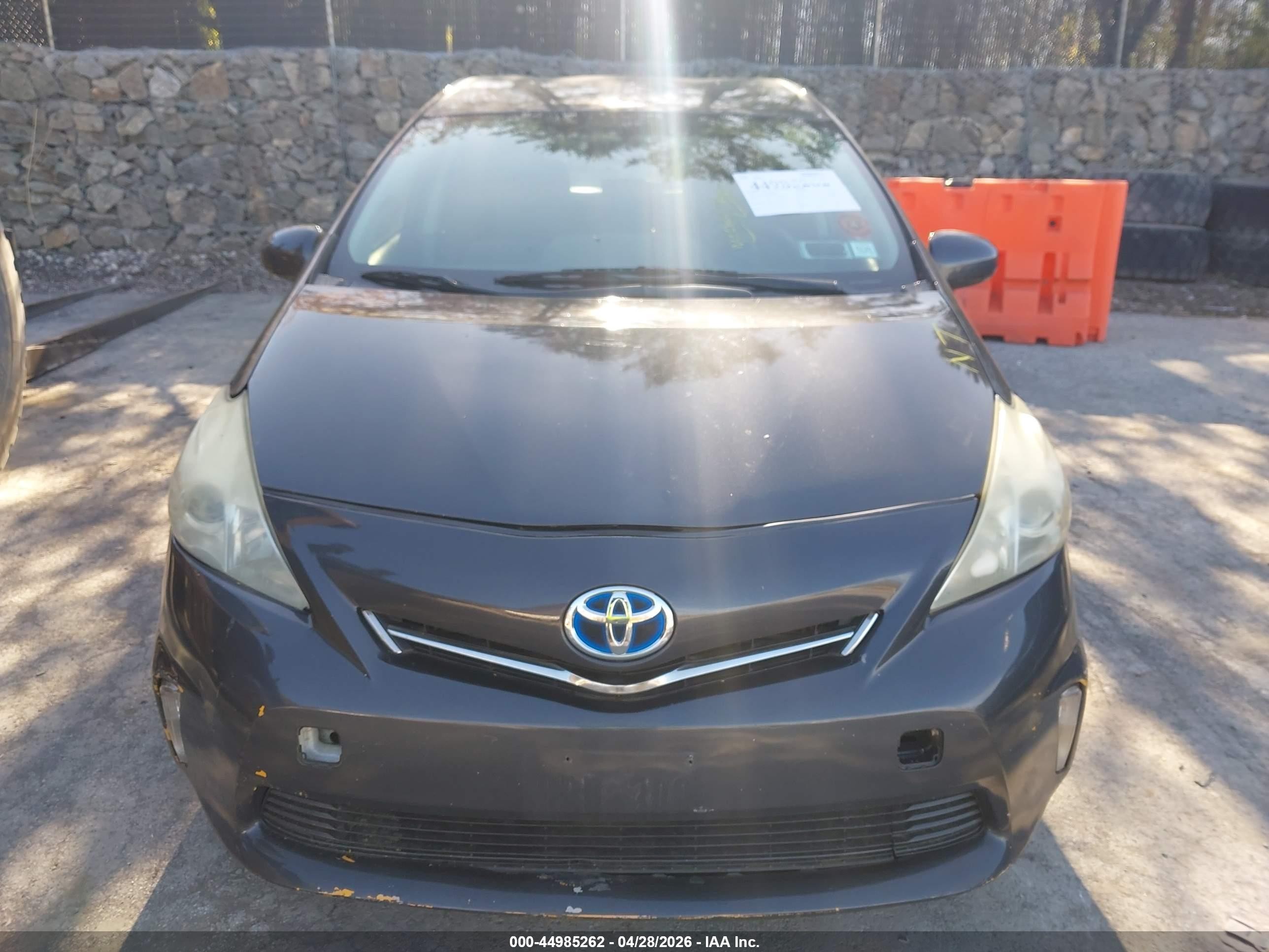 2013 Toyota Prius V Three Gray vin: JTDZN3EU2D3195352