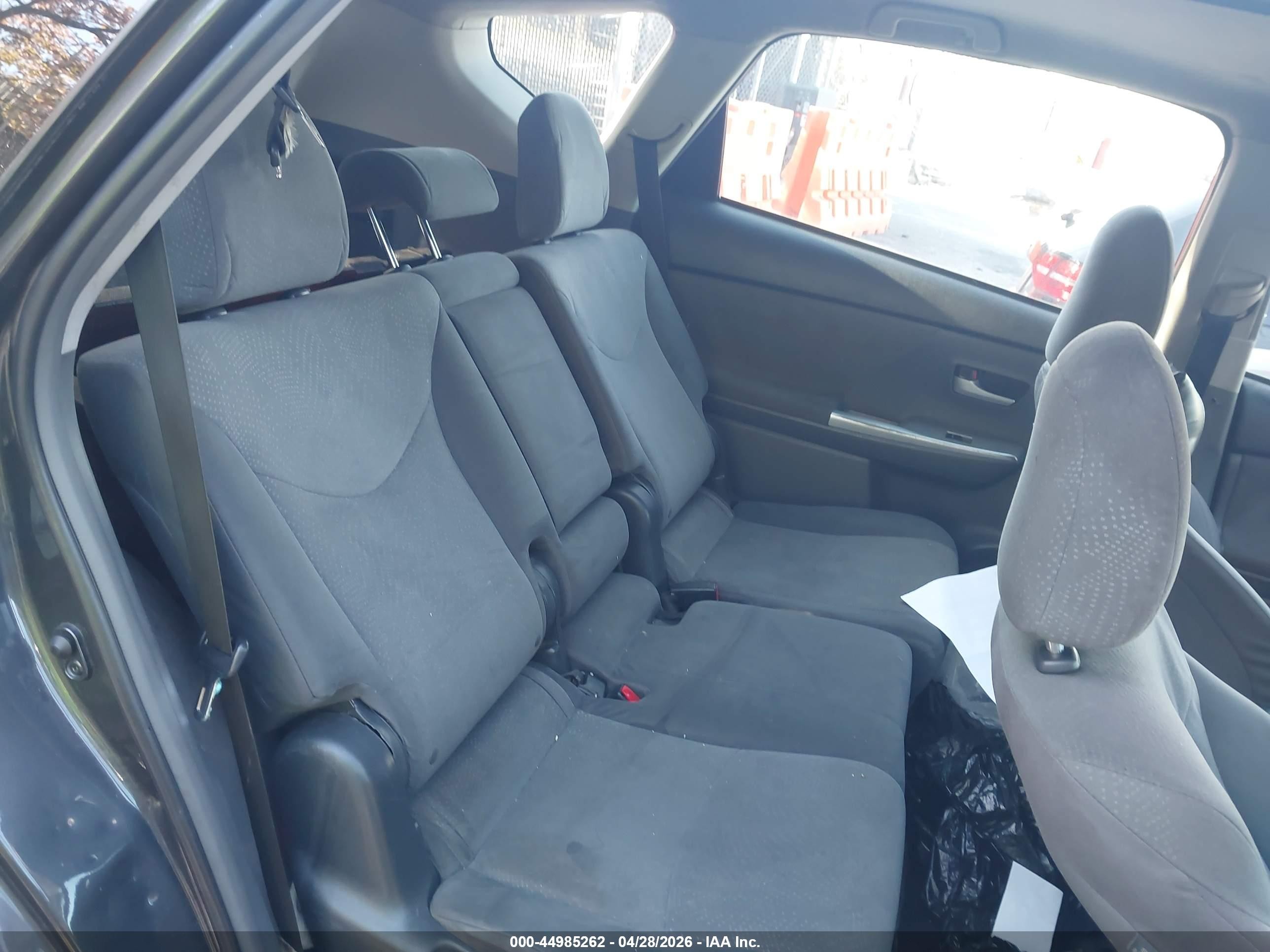 2013 Toyota Prius V Three Gray vin: JTDZN3EU2D3195352