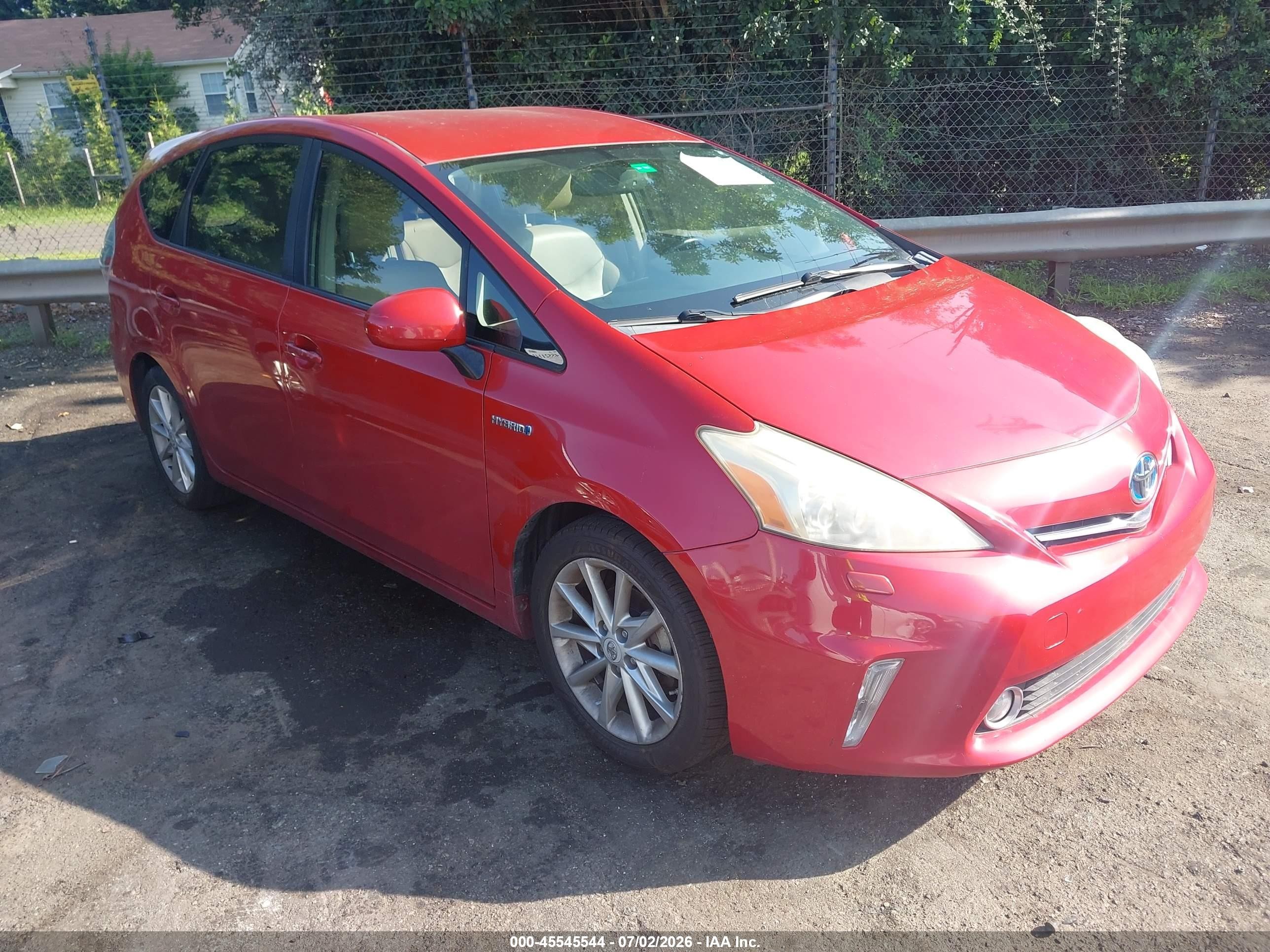 2013 Toyota Prius V Five Red vin: JTDZN3EU2D3196954