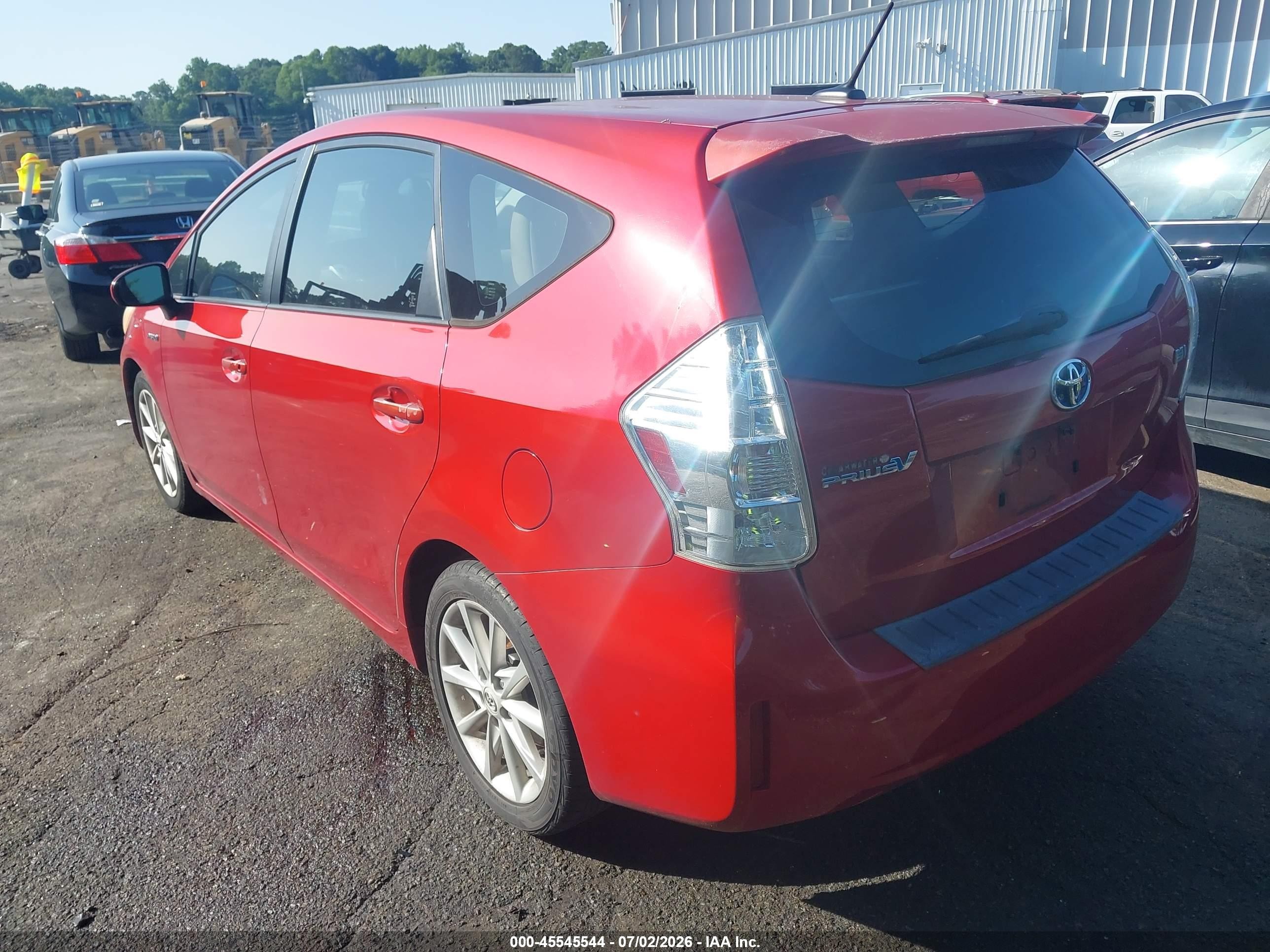 2013 Toyota Prius V Five Red vin: JTDZN3EU2D3196954