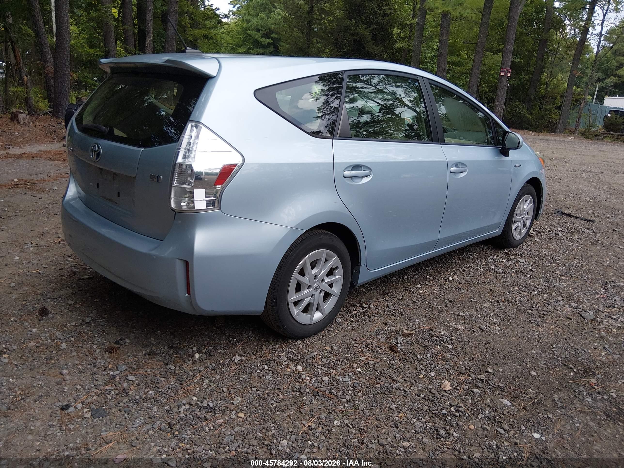 2013 Toyota Prius V Three Blue vin: JTDZN3EU2D3200596