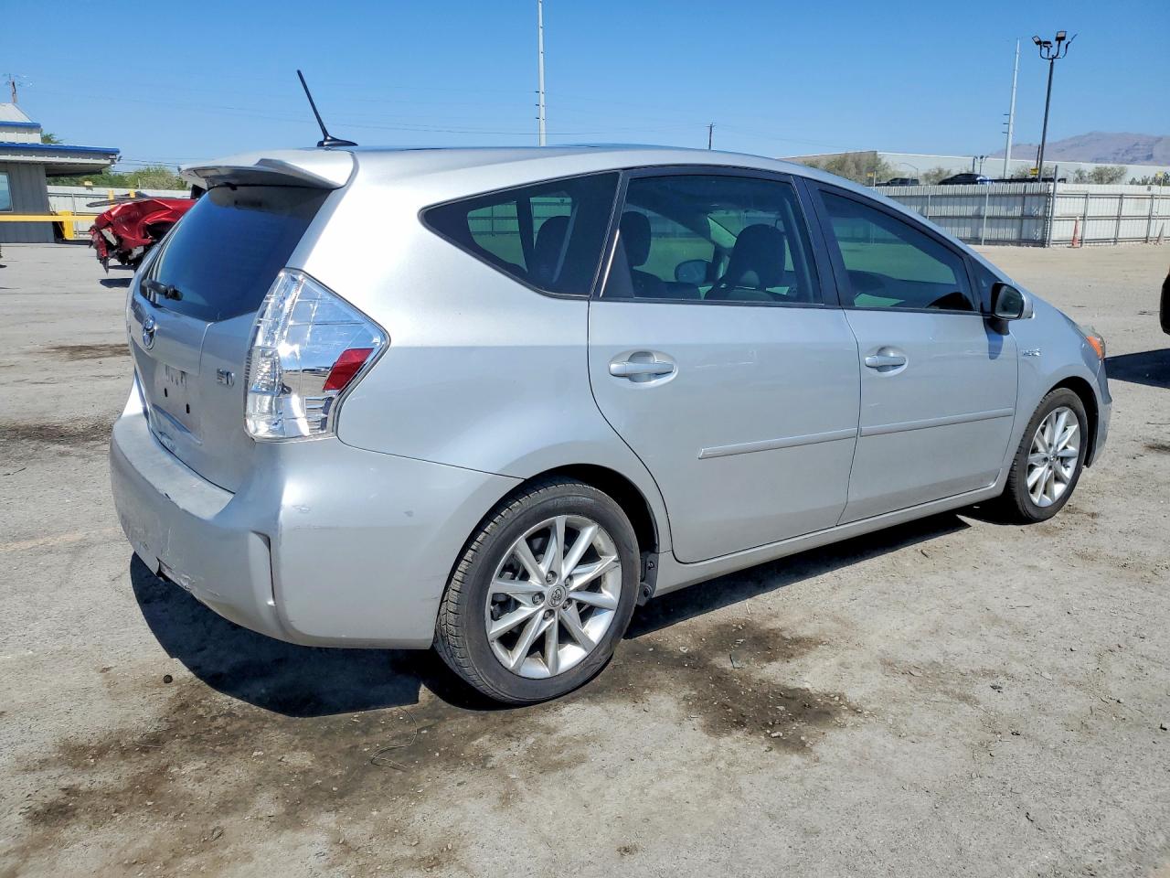 2013 Toyota Prius V Five Silver vin: JTDZN3EU2D3200615
