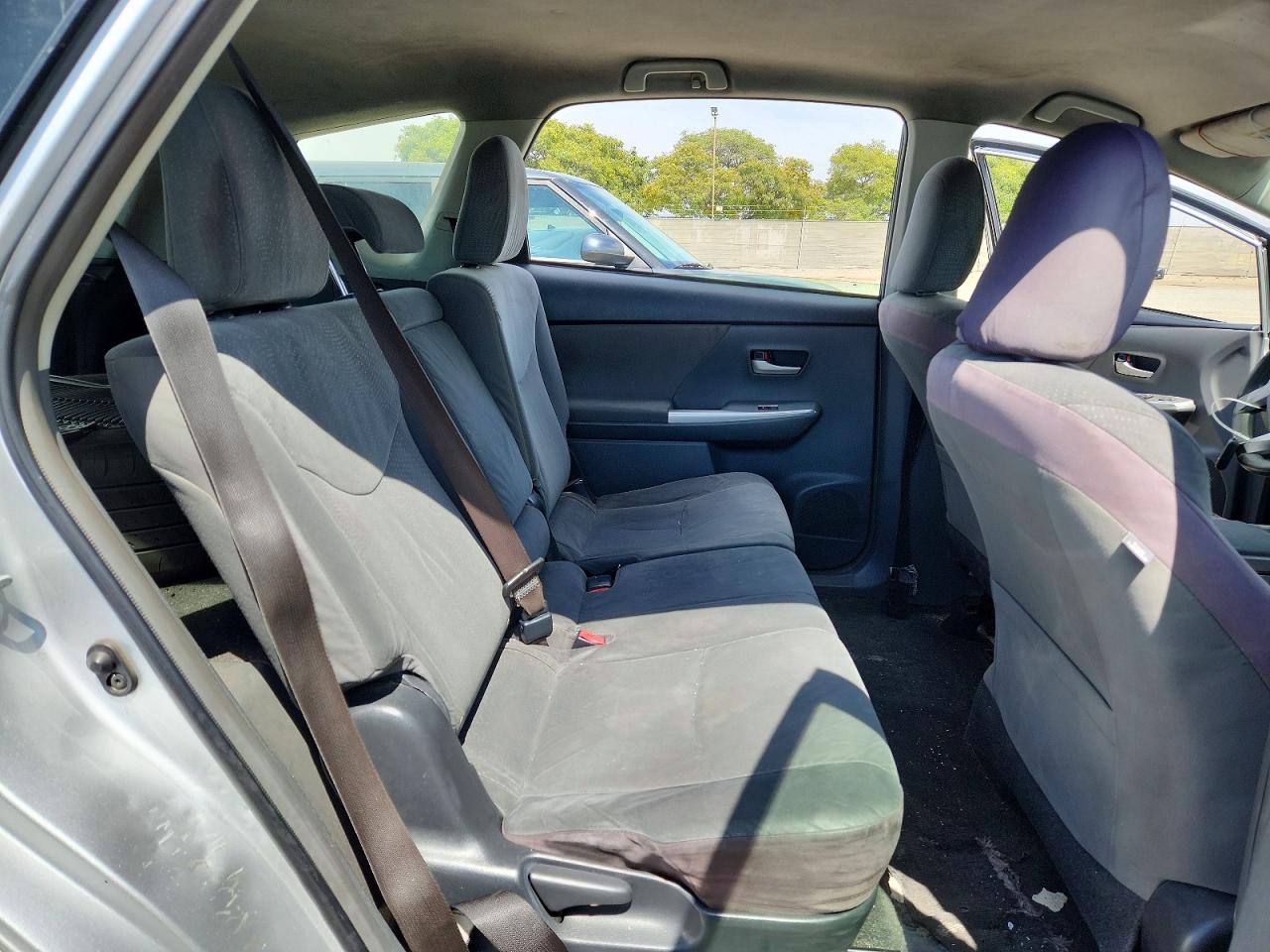 2013 Toyota Prius V Three Gray vin: JTDZN3EU2D3217060