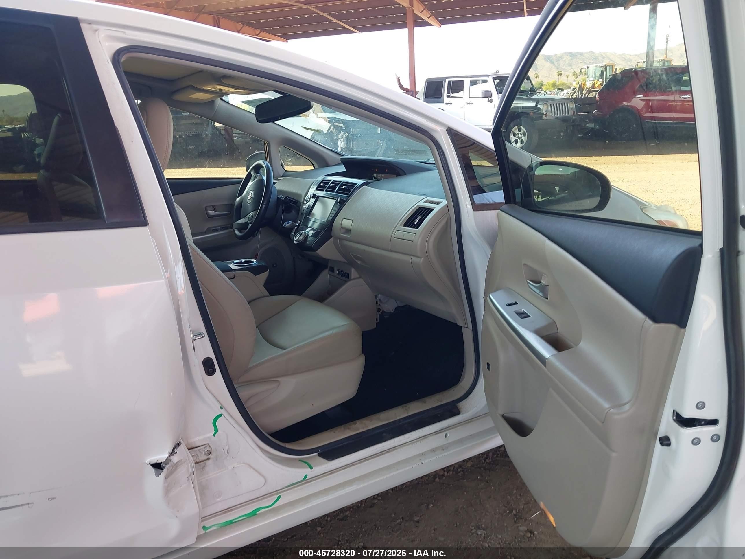 2013 Toyota Prius V Five White vin: JTDZN3EU2D3234988
