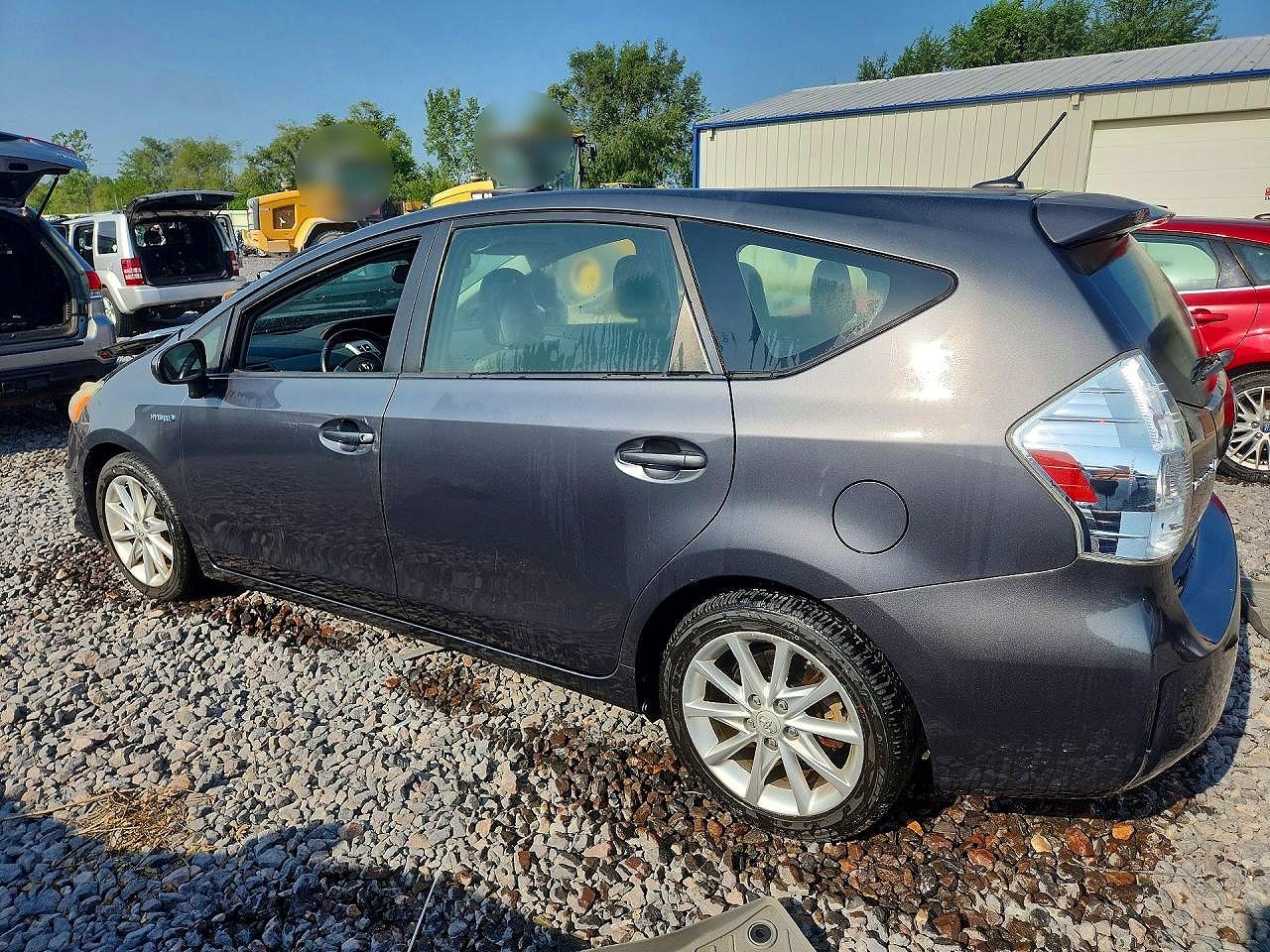 2013 Toyota Prius V Five Silver vin: JTDZN3EU2D3285634