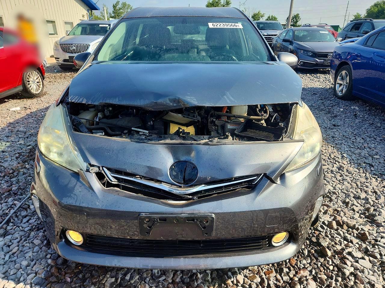 2013 Toyota Prius V Five Silver vin: JTDZN3EU2D3285634