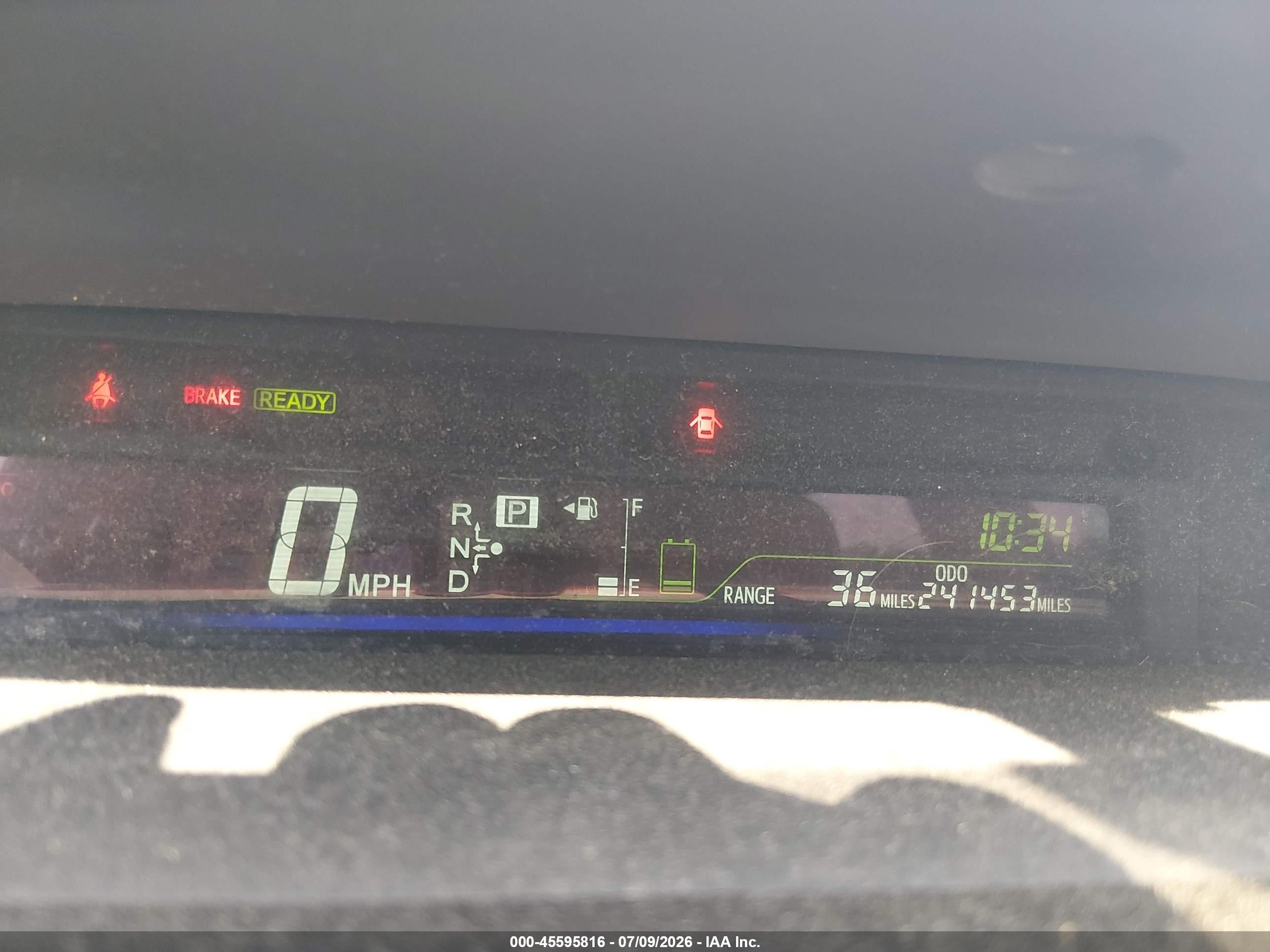 2013 Toyota Prius V Two White vin: JTDZN3EU2D3286167