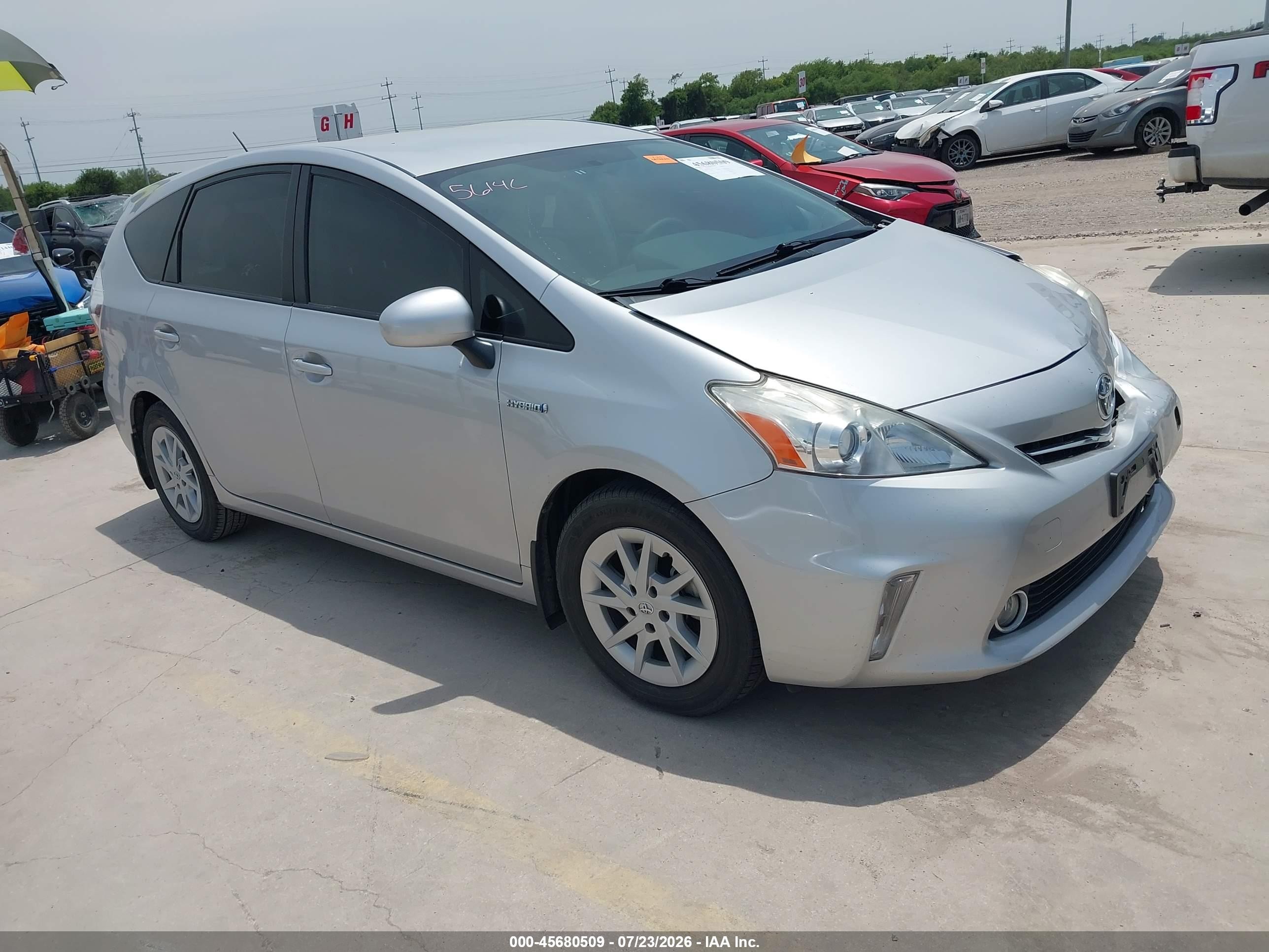 2014 Toyota Prius V Three Silver vin: JTDZN3EU2E3325535