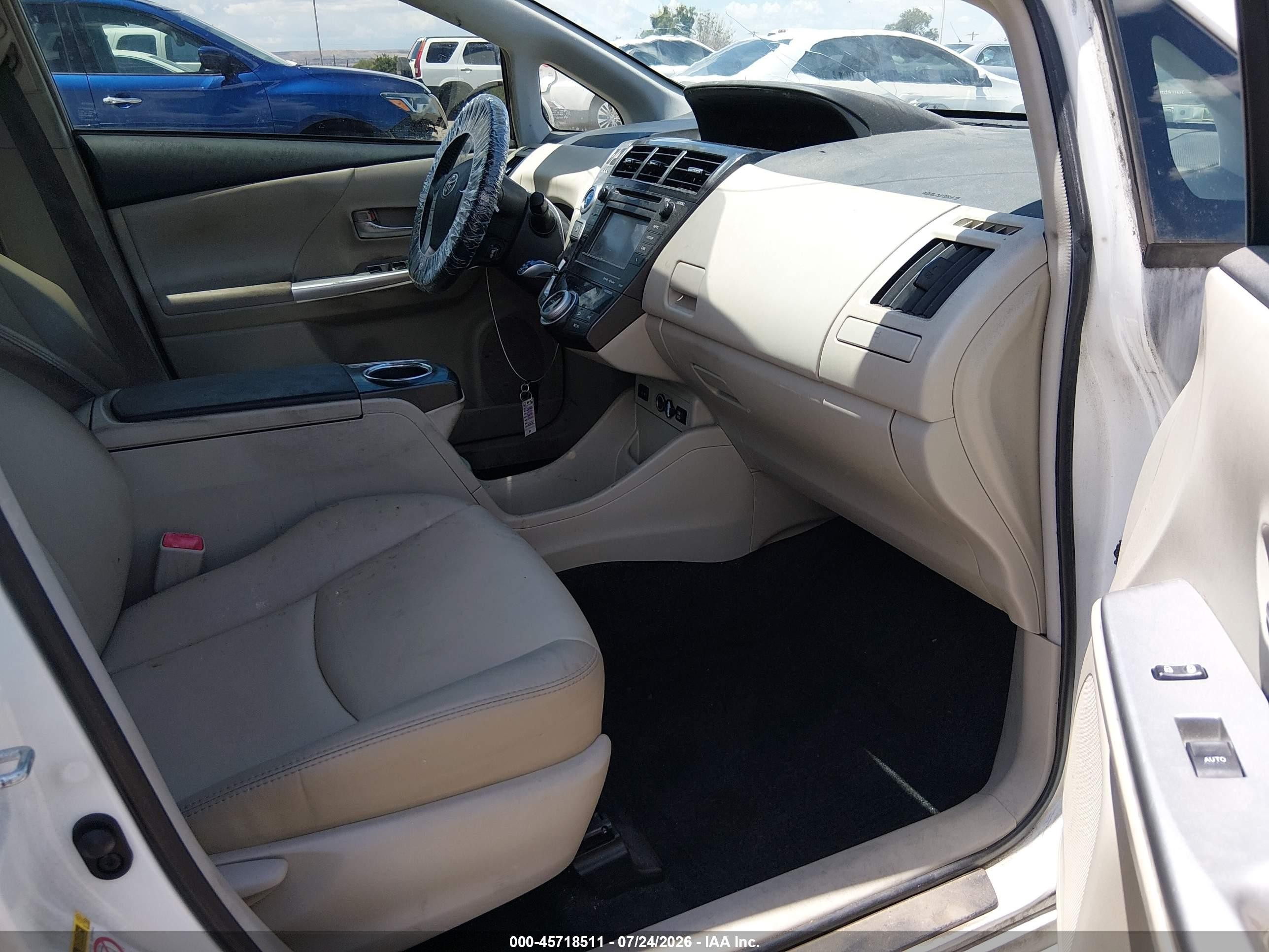 2014 Toyota Prius V Five White vin: JTDZN3EU2E3334462