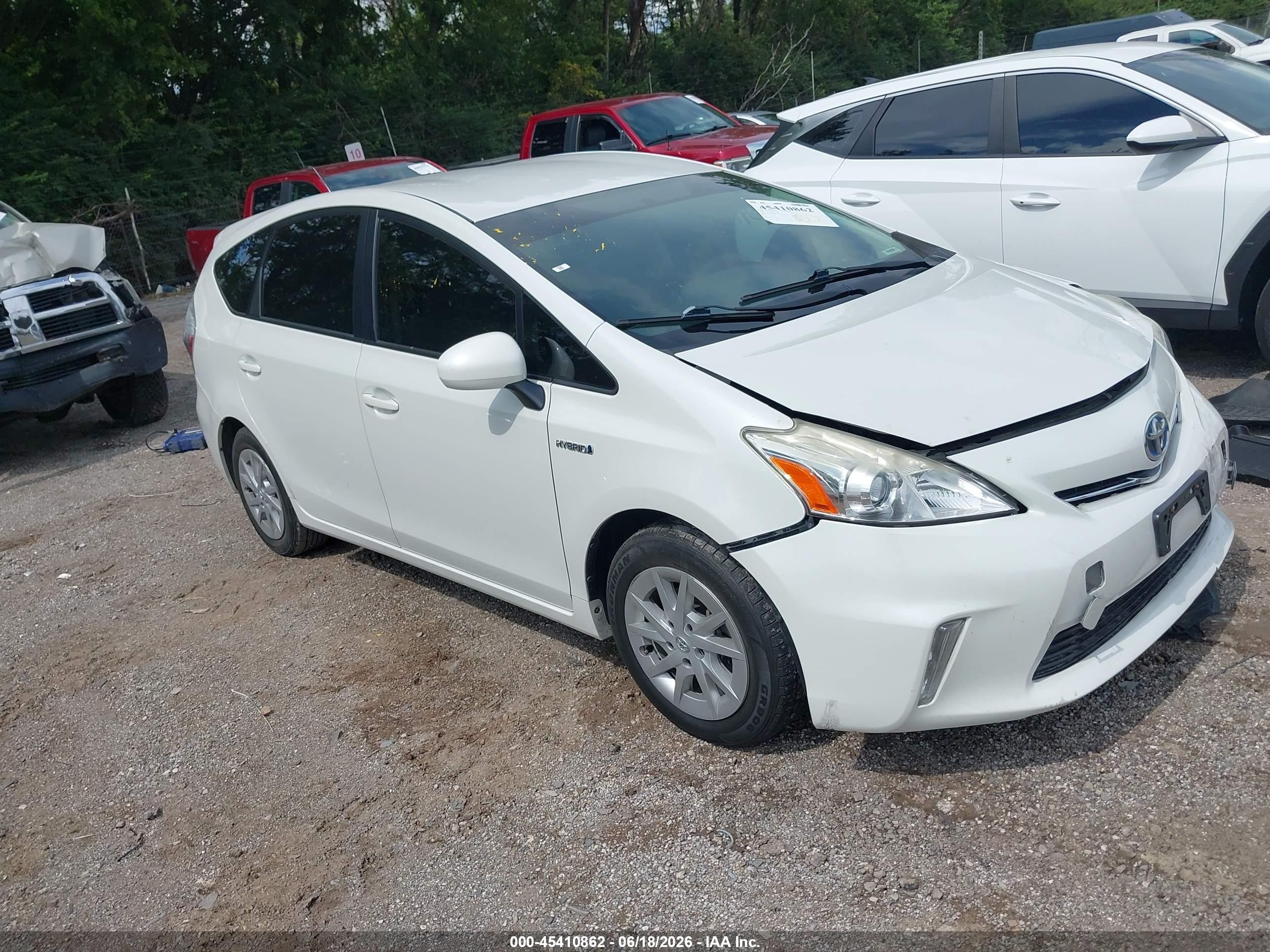2014 Toyota Prius V Three White vin: JTDZN3EU2EJ014814