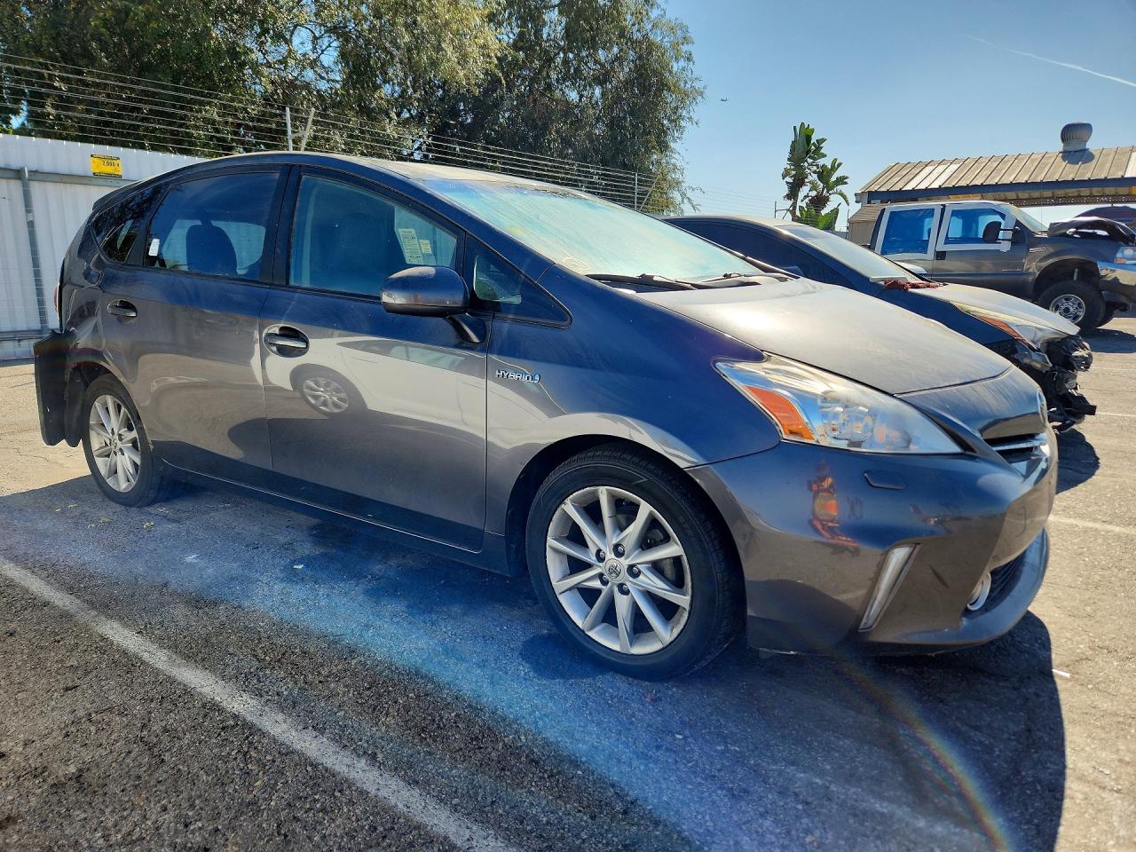2014 Toyota Prius V Five Gray vin: JTDZN3EU2EJ015669