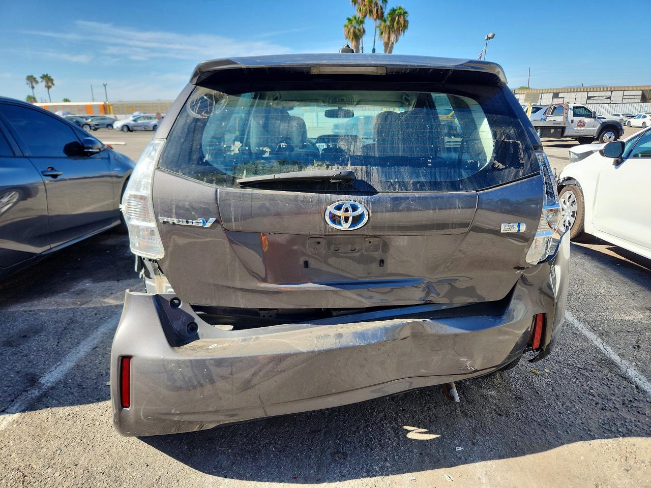 2014 Toyota Prius V Five Gray vin: JTDZN3EU2EJ015669