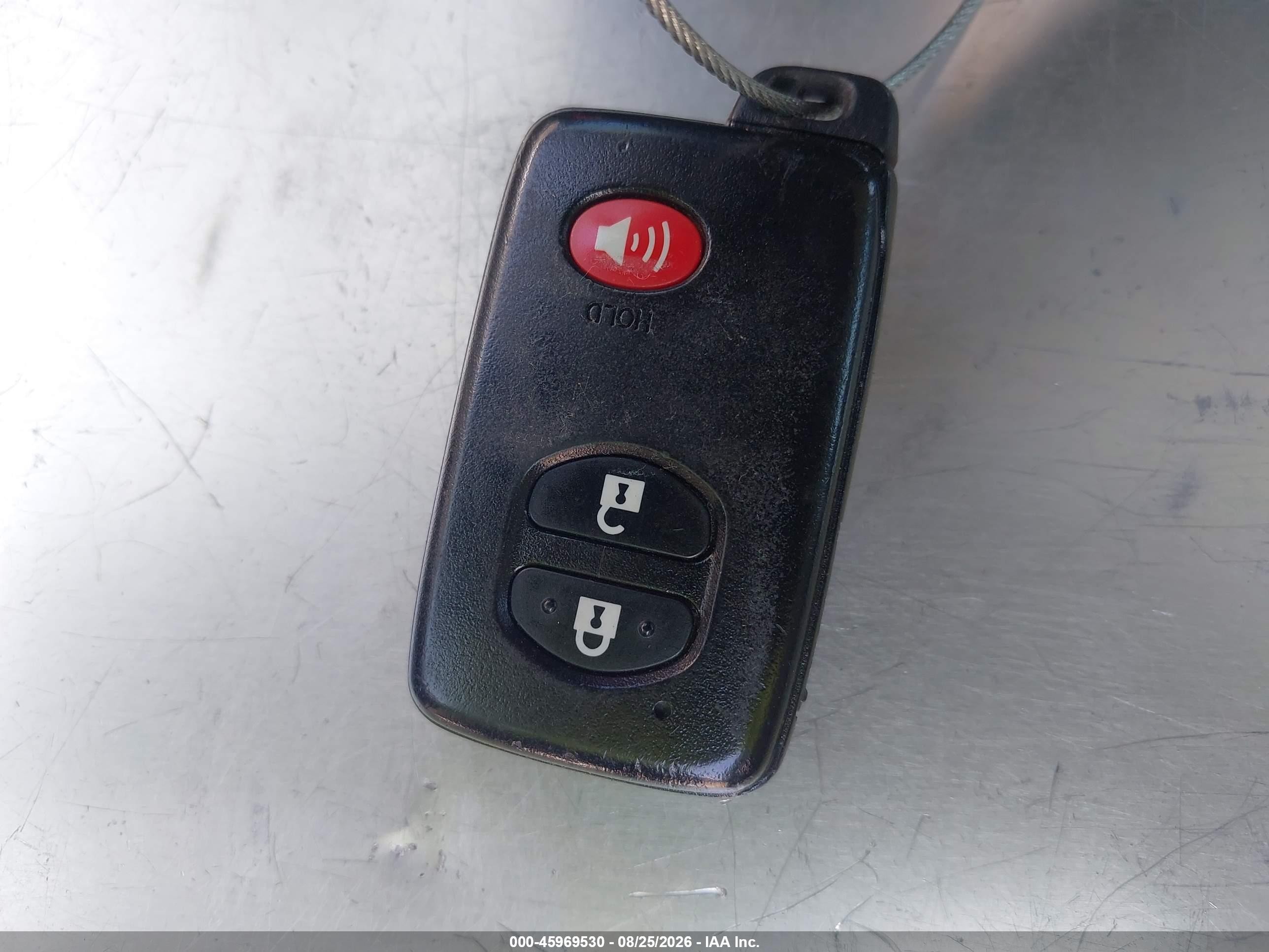 2015 Toyota Prius V Five White vin: JTDZN3EU2FJ020145
