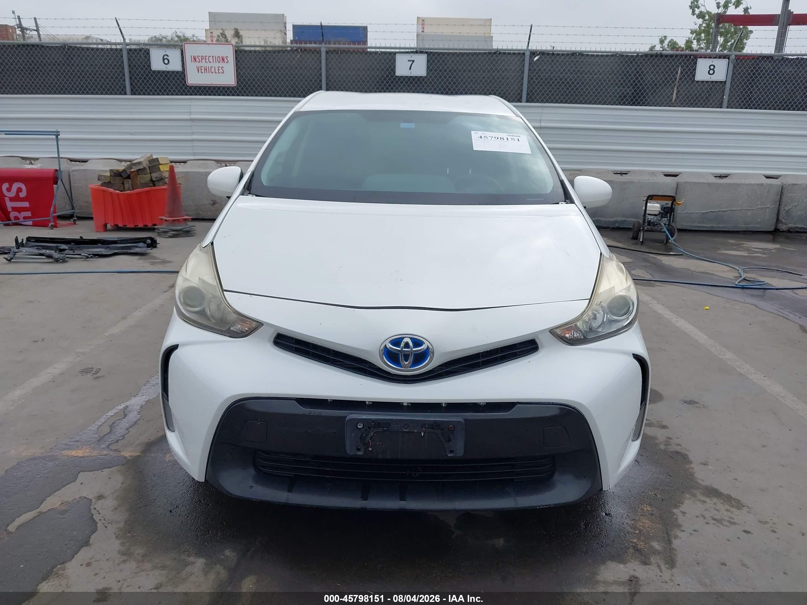 2015 Toyota Prius V Three White vin: JTDZN3EU2FJ022414